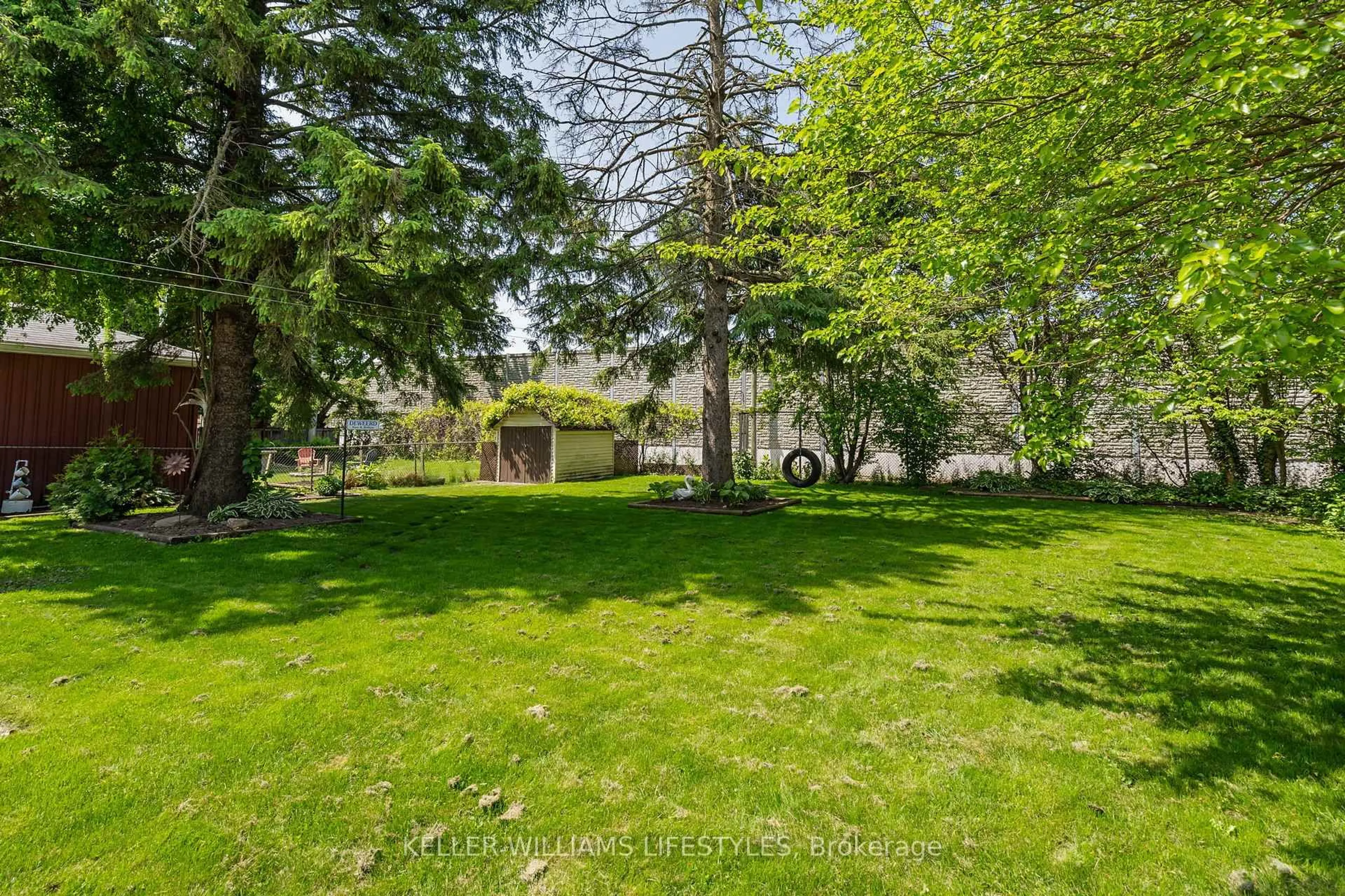 Patio, forest/trees view for 67 Heather Pl, London East Ontario N5W 4L6