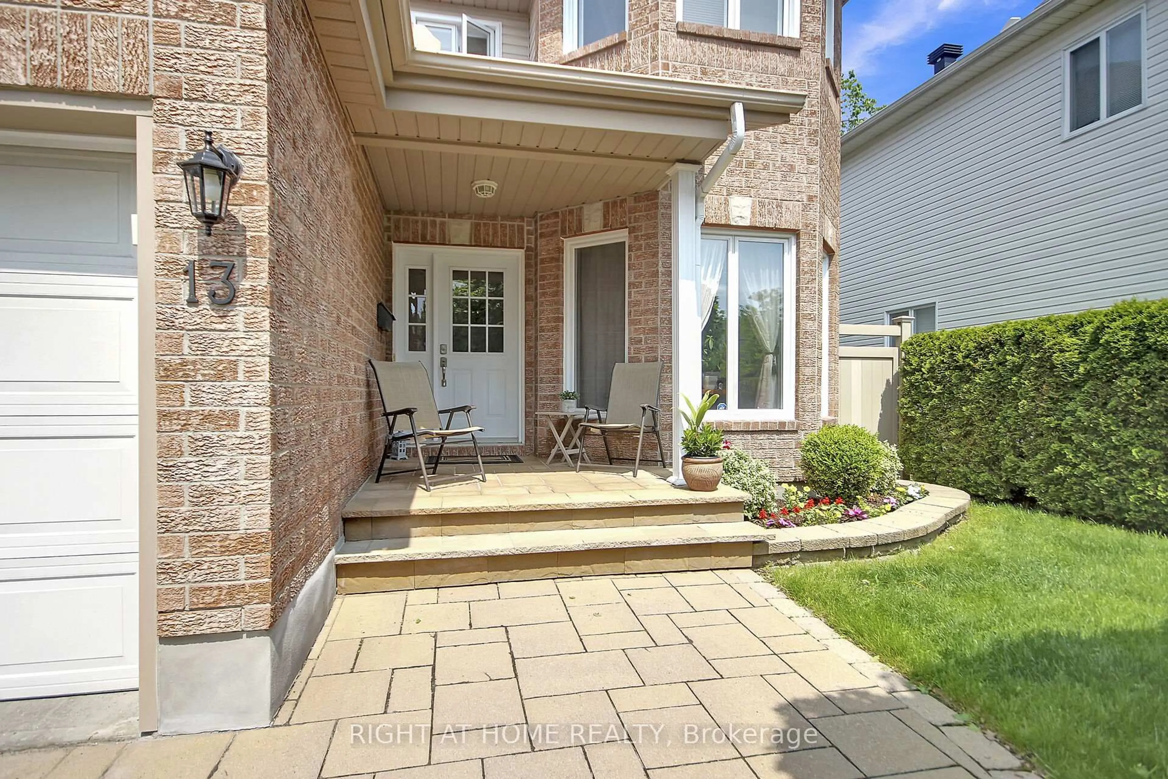 Unknown for 13 Sirocco Cres, Stittsville Ontario K2S 1Z7
