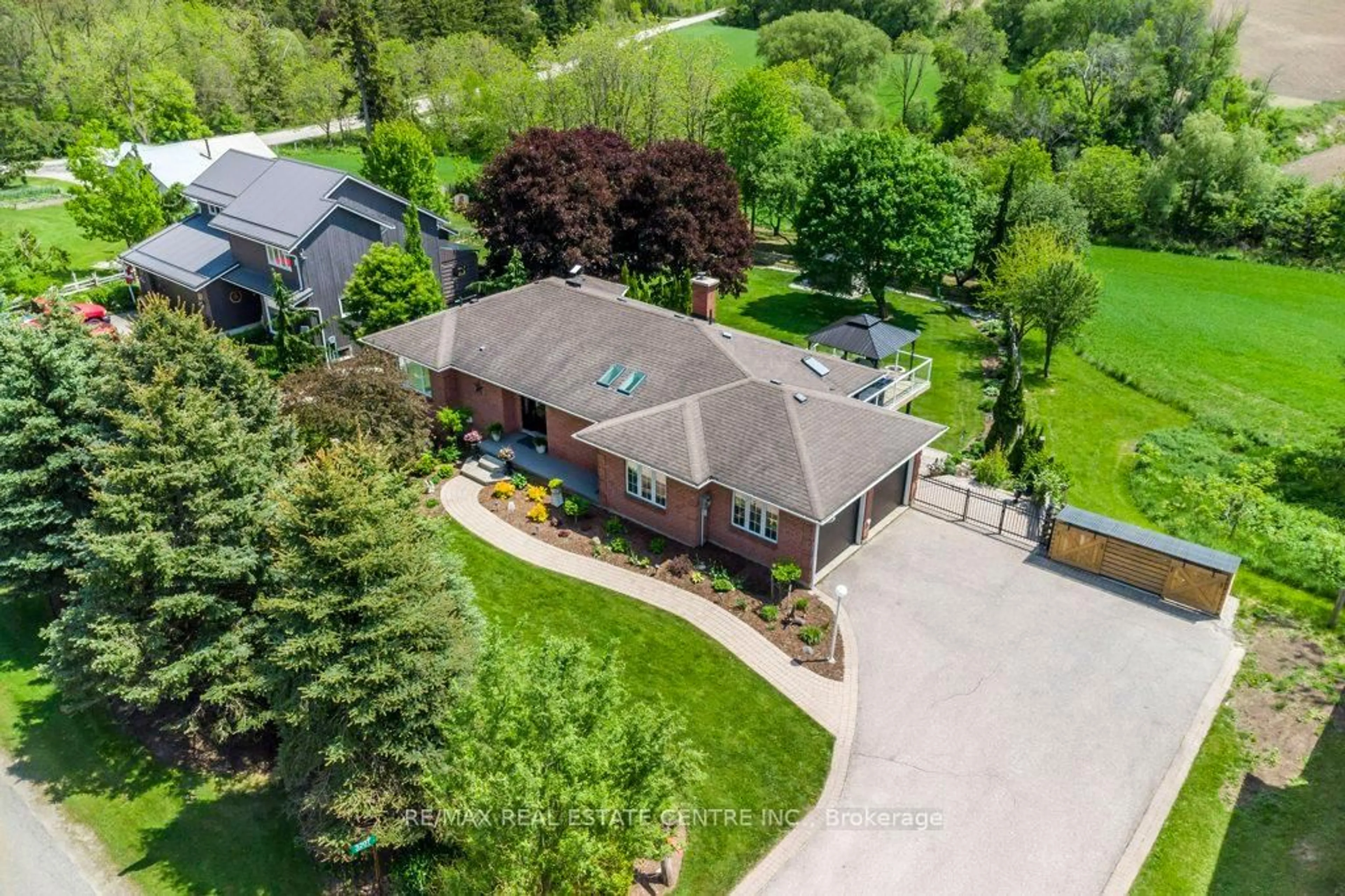 A pic from outside/outdoor area/front of a property/back of a property/a pic from drone, street for 3207 Perth Line 26 Line, Stratford Ontario N5A 6S3