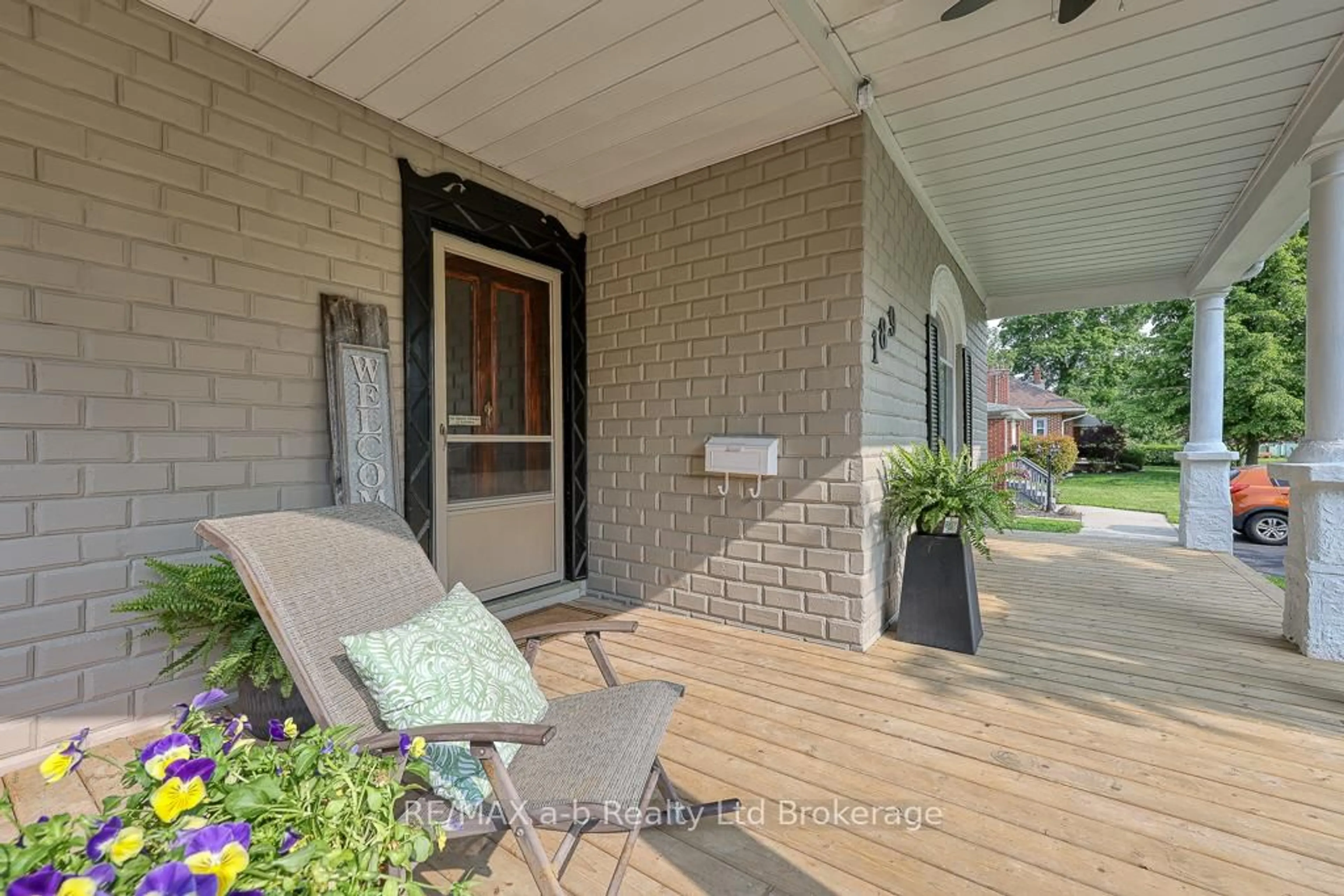 Unknown for 189 Rolph St, Tillsonburg Ontario N4G 3Y9