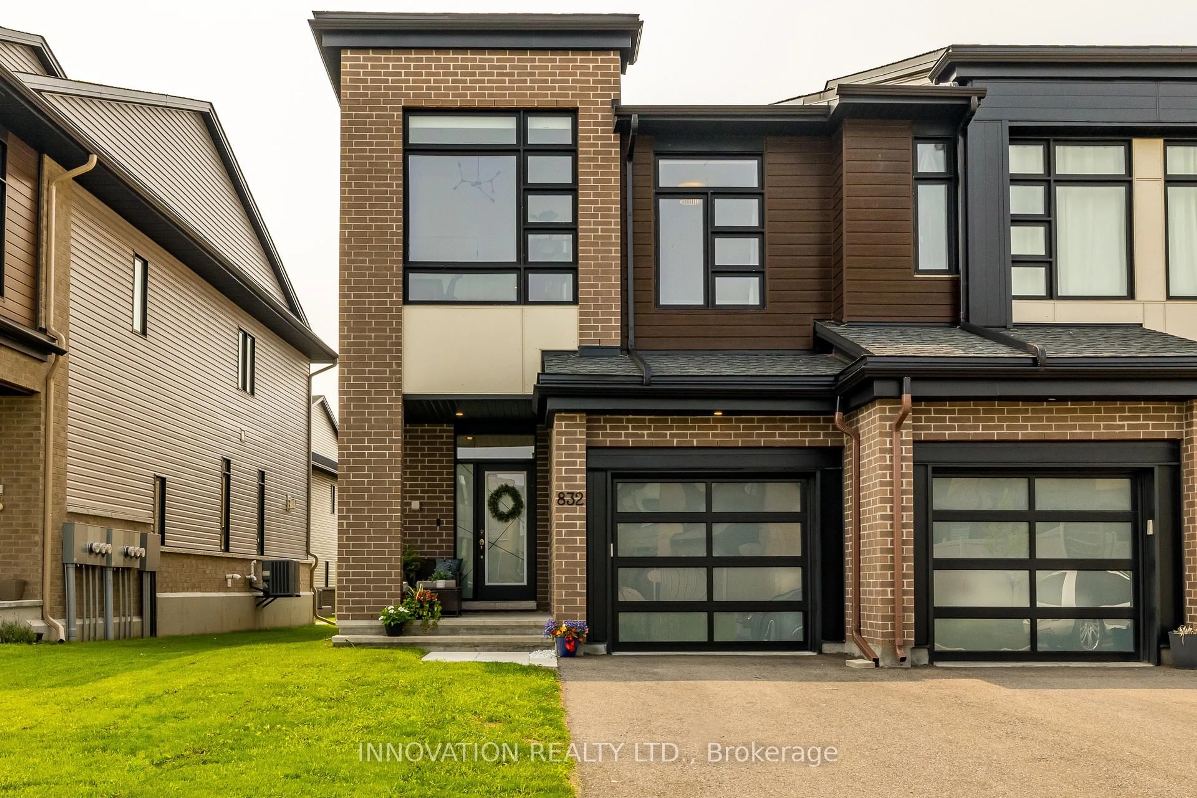 Home with brick exterior material, street for 832 Chipping Circ, Ottawa Ontario K4M 0E7