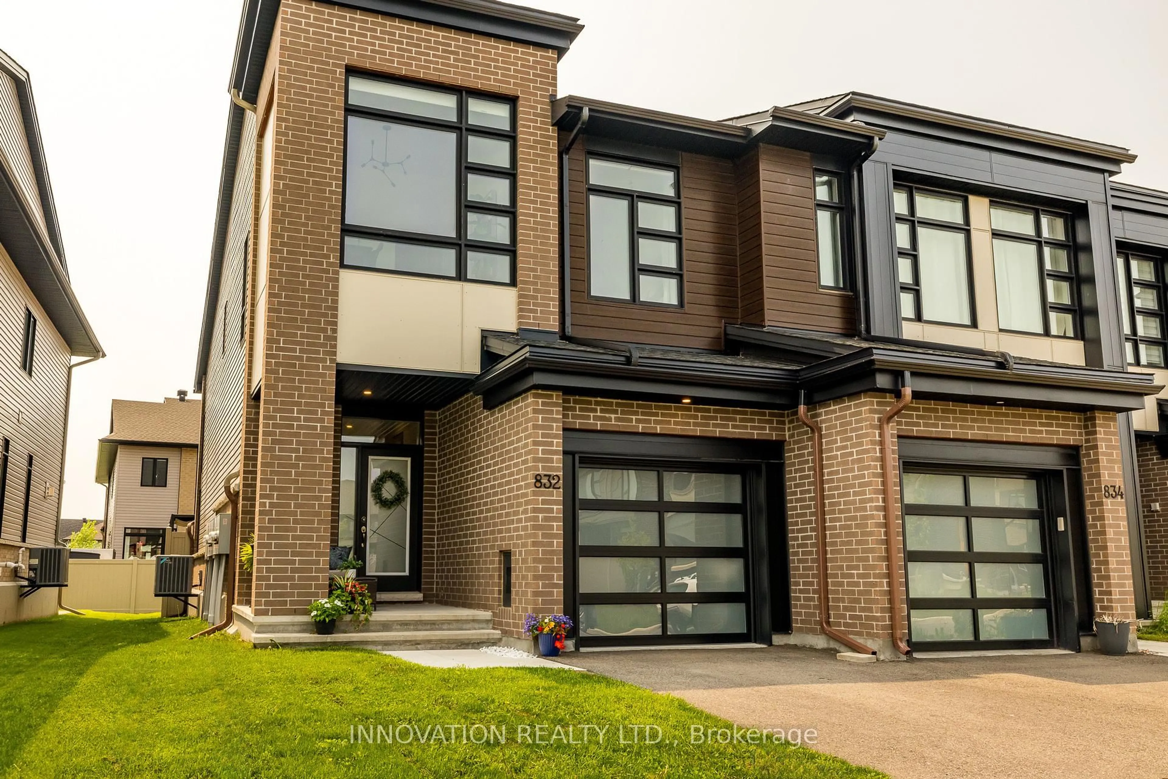 Home with brick exterior material, street for 832 Chipping Circ, Ottawa Ontario K4M 0E7