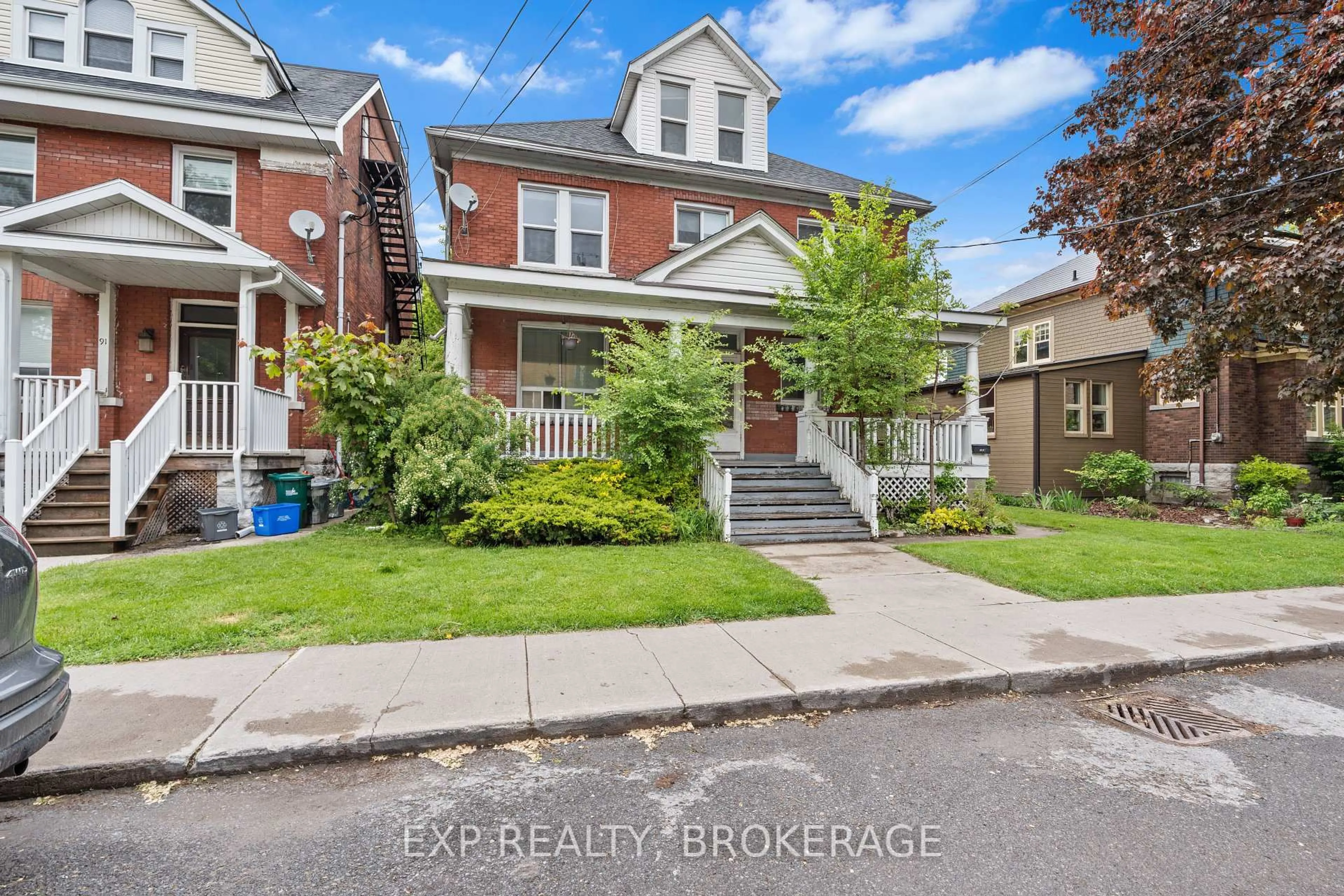 Home with brick exterior material, street for 85 WILLIAM St, Kingston Ontario K7L 2C6