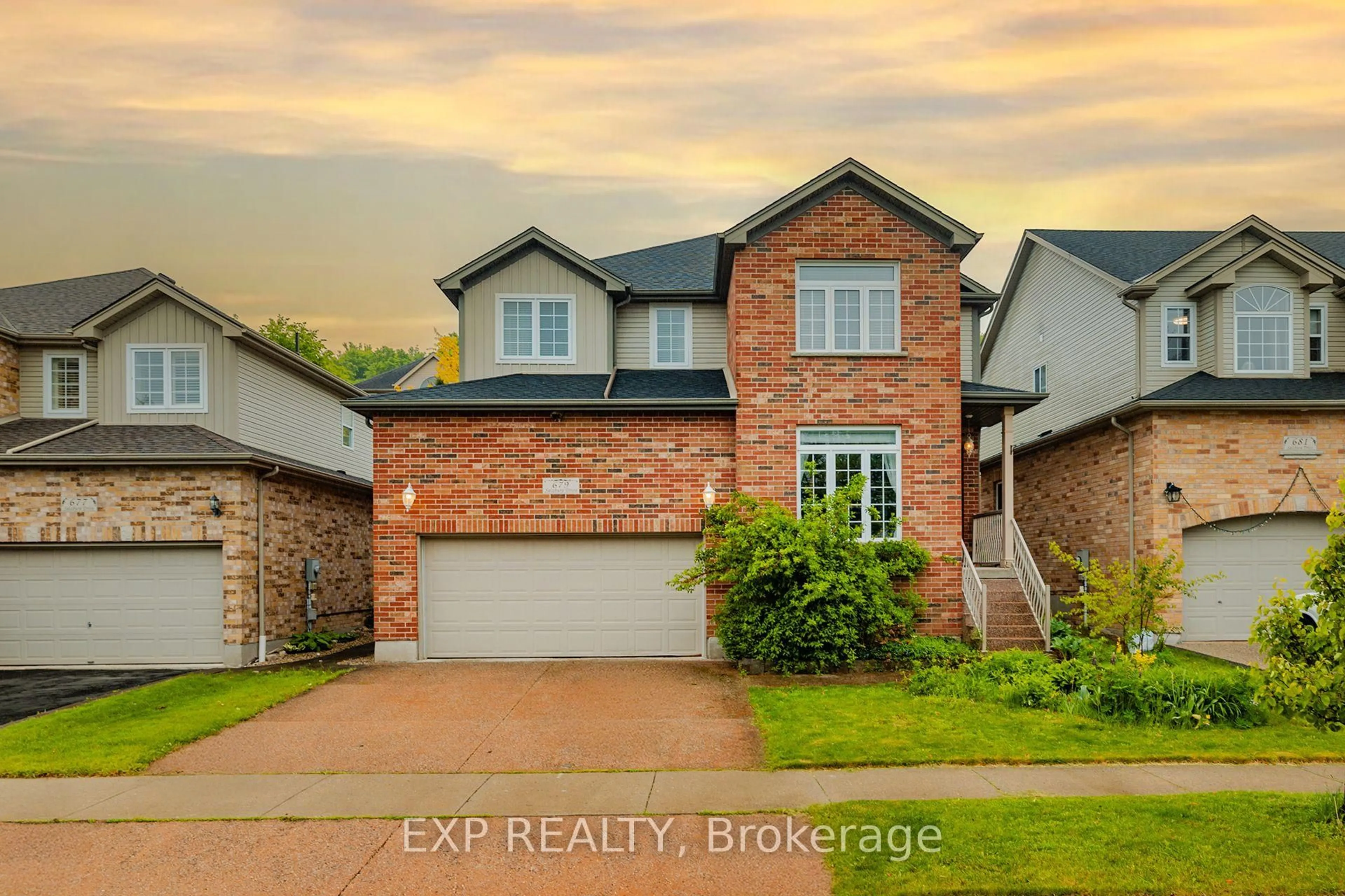 A pic from outside/outdoor area/front of a property/back of a property/a pic from drone, street for 679 Salzburg Dr, Waterloo Ontario N2V 2N8