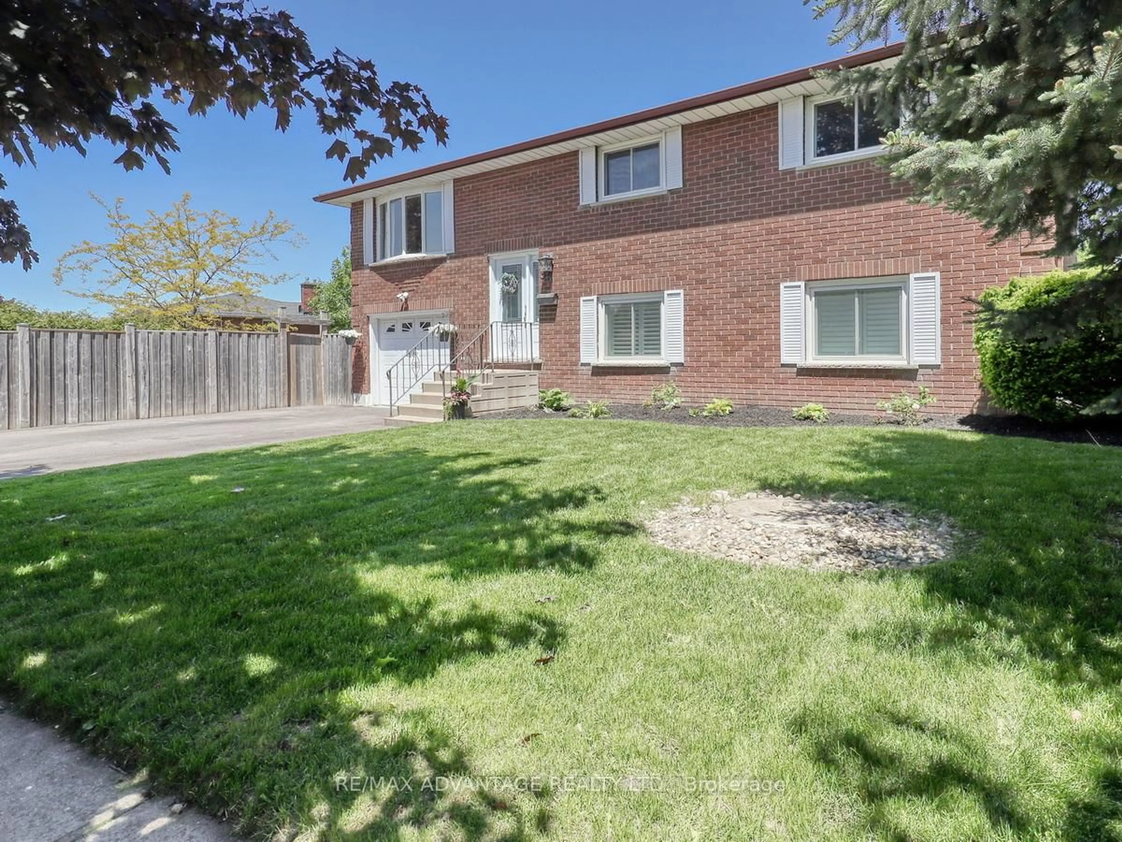 Home with brick exterior material, street for 38 Claycroft Cres, Kitchener Ontario N2N 2R7