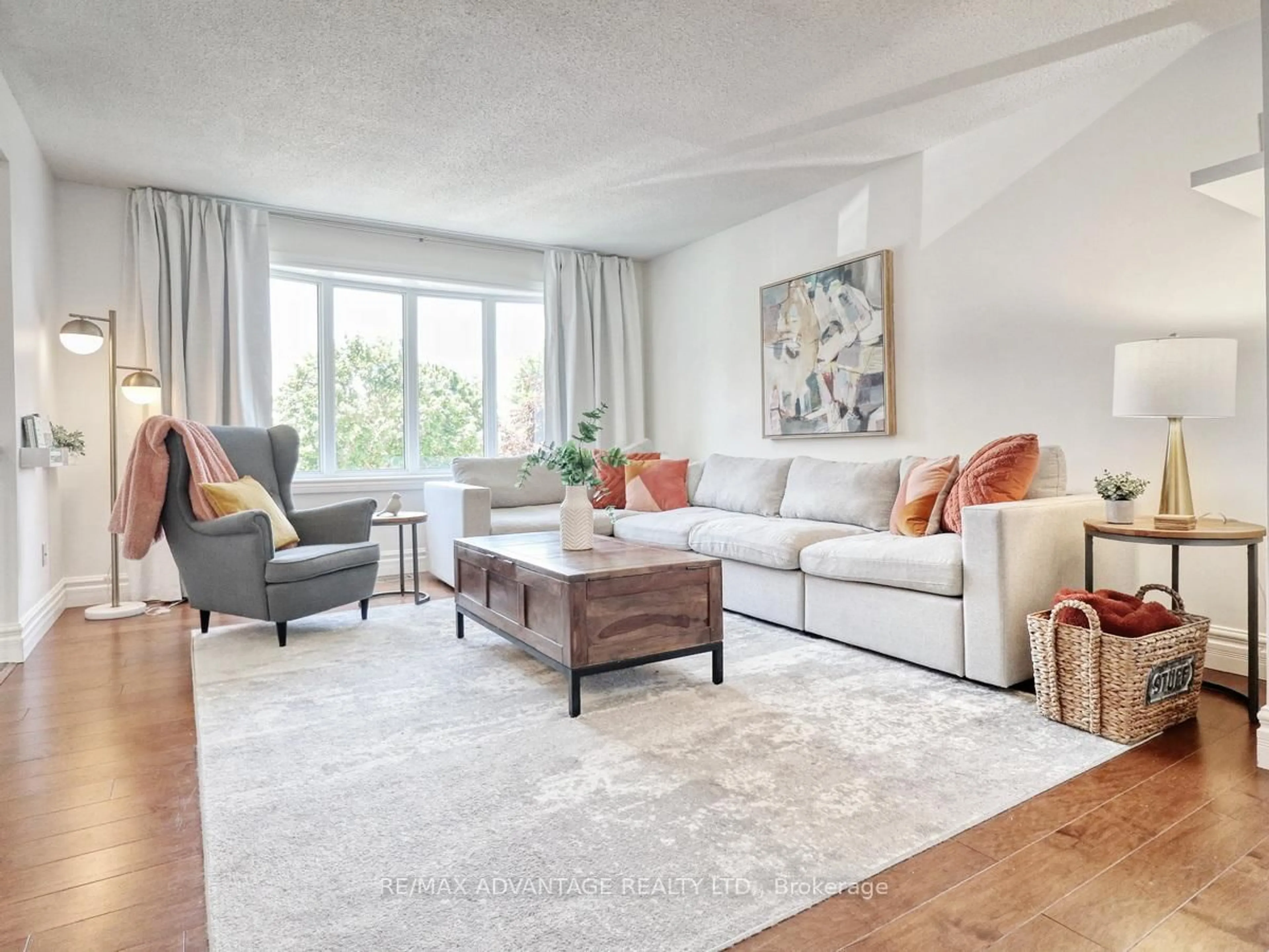 Living room with furniture, unknown for 38 Claycroft Cres, Kitchener Ontario N2N 2R7