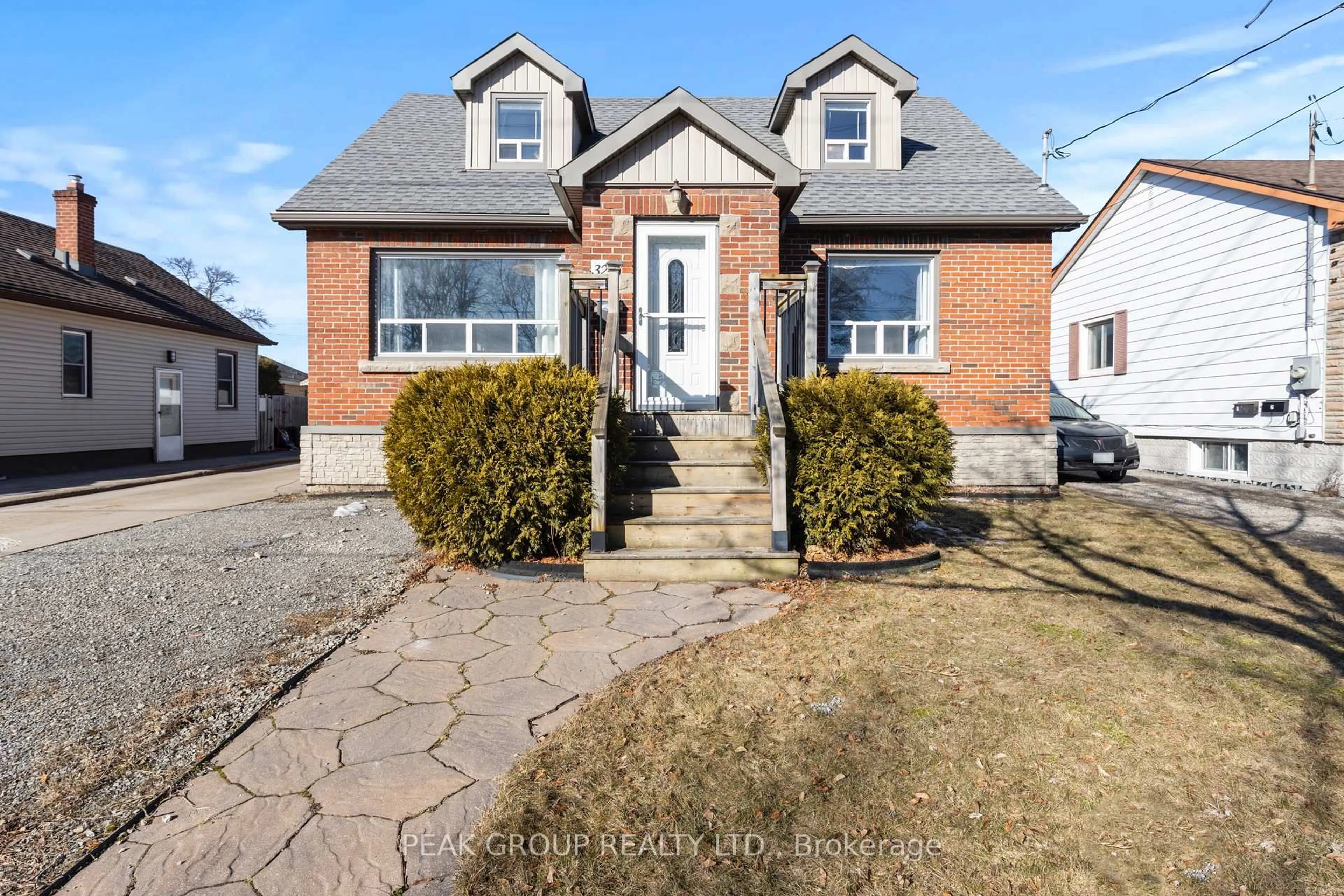 Home with brick exterior material, street for 329 Scholfield Ave, Welland Ontario L3B 1P1