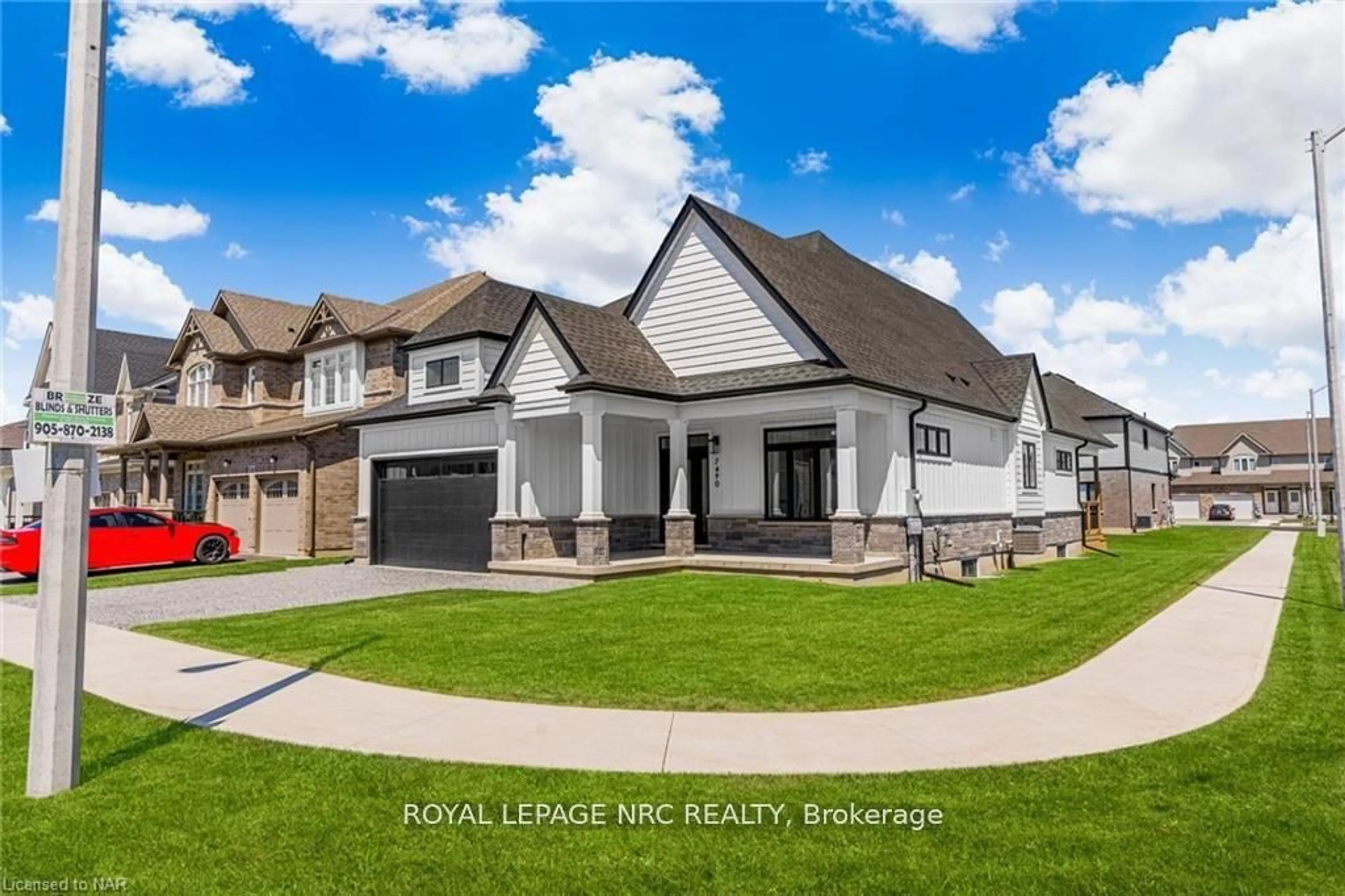 Home with vinyl exterior material, street for 7490 Sherrilee Cres, Niagara Falls Ontario L2H 3T4