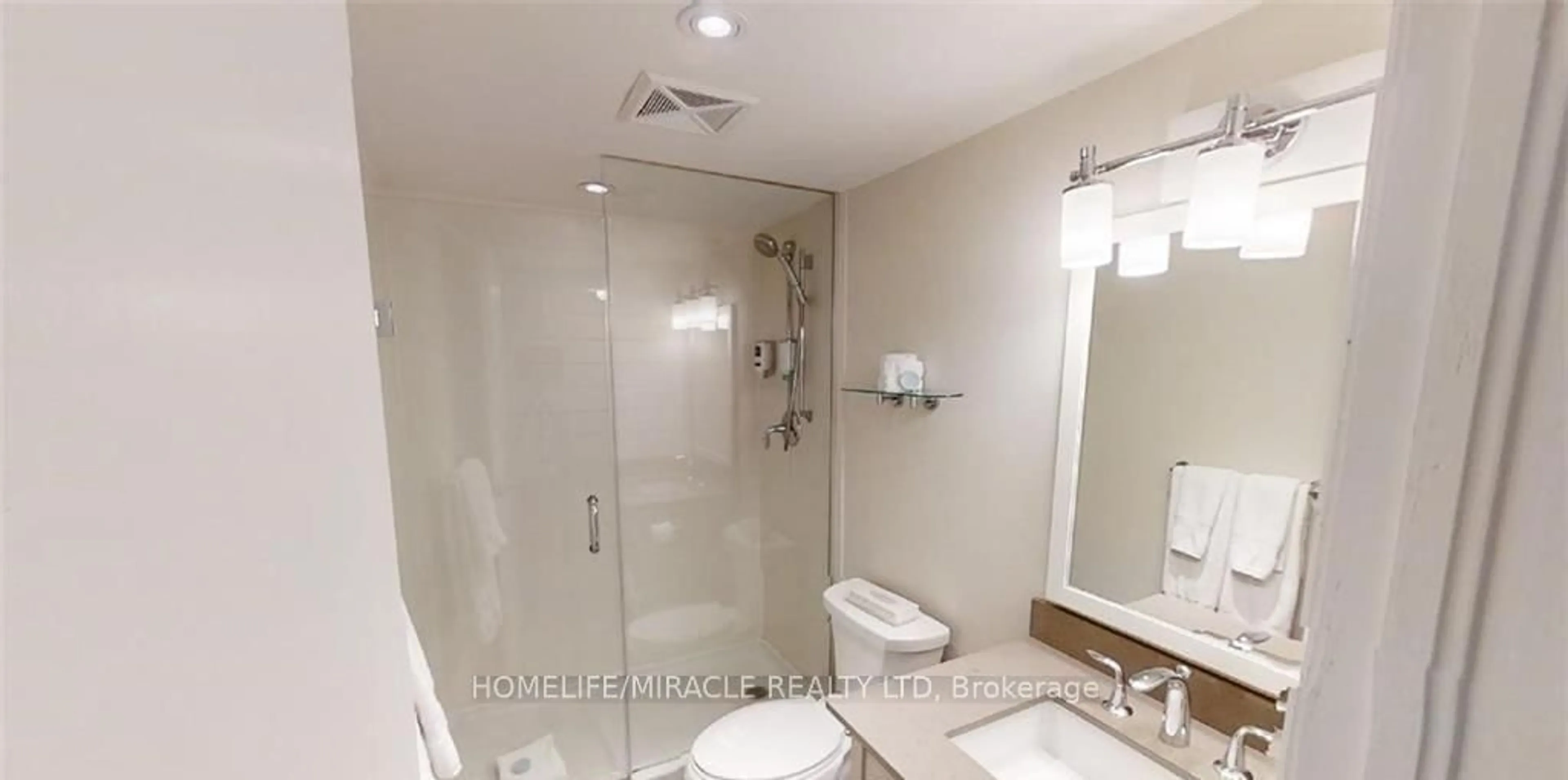 Standard bathroom, ceramic/tile floor for 1235 Deerhurst Dr #51/103, Huntsville Ontario P1H 2E8