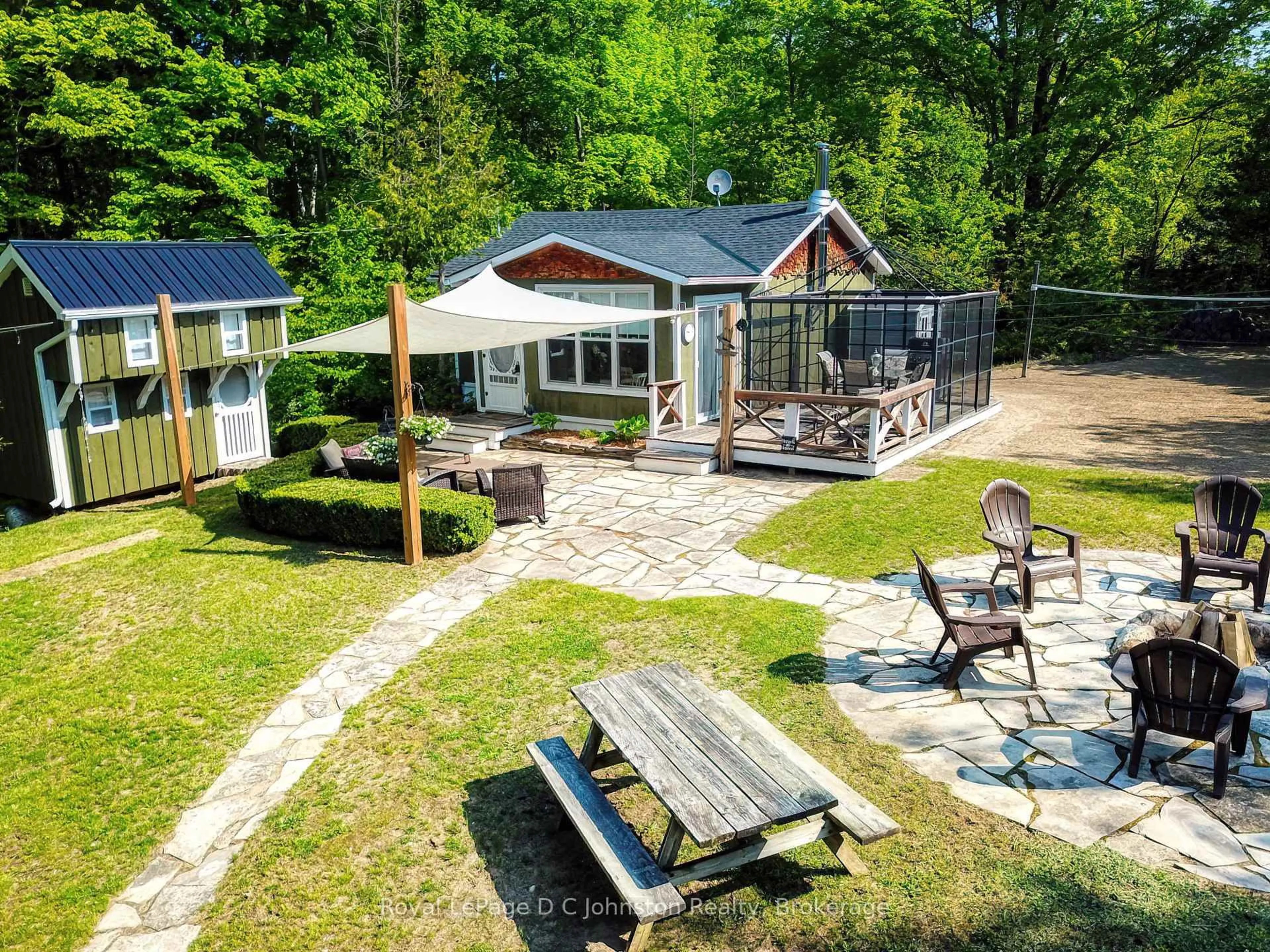 A pic from outside/outdoor area/front of a property/back of a property/a pic from drone, water/lake/river/ocean view for 1050 French Bay Rd, Native Leased Lands Ontario N0H 2L0