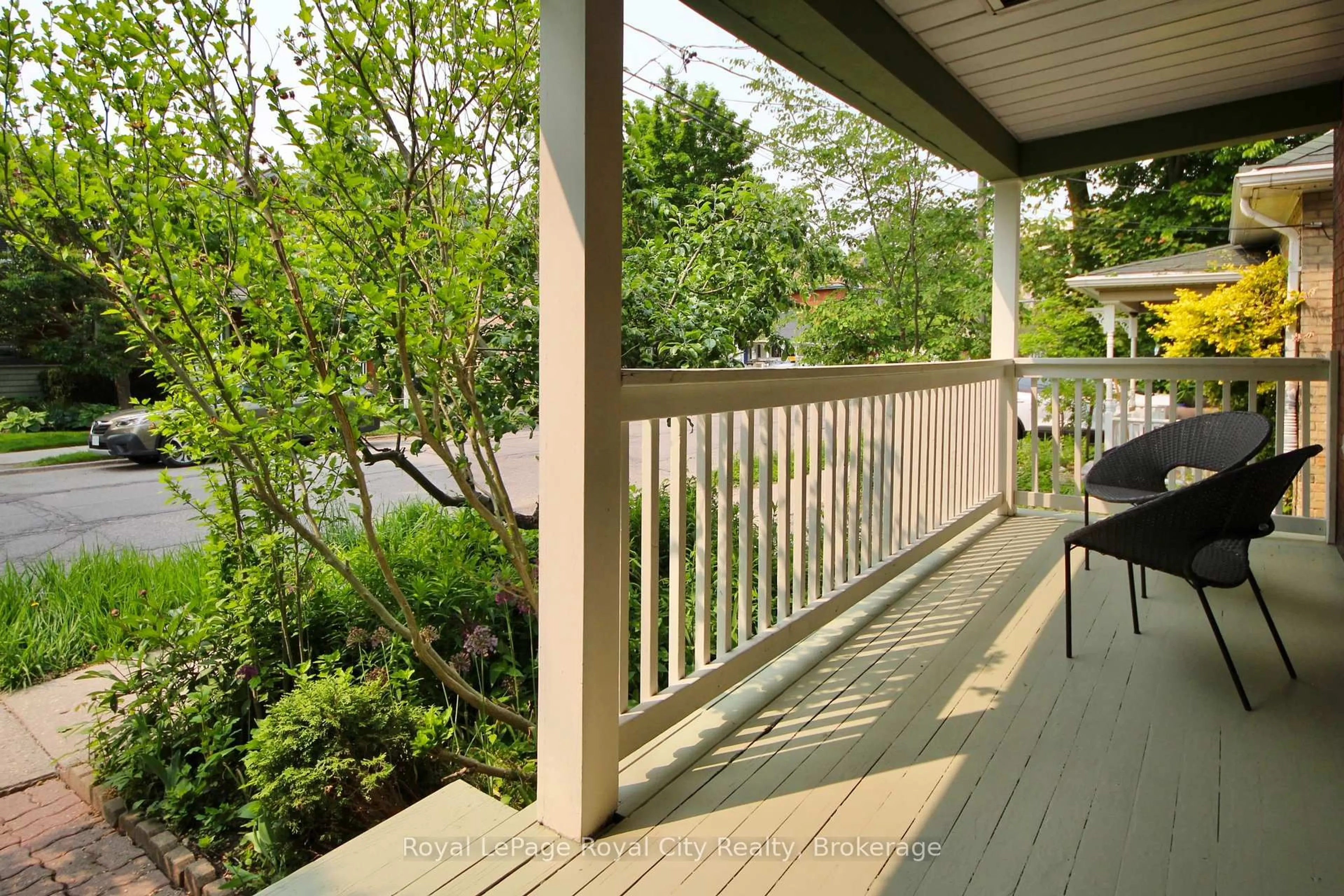Patio, water/lake/river/ocean view for 42 Ontario St, Guelph Ontario N1E 3B1