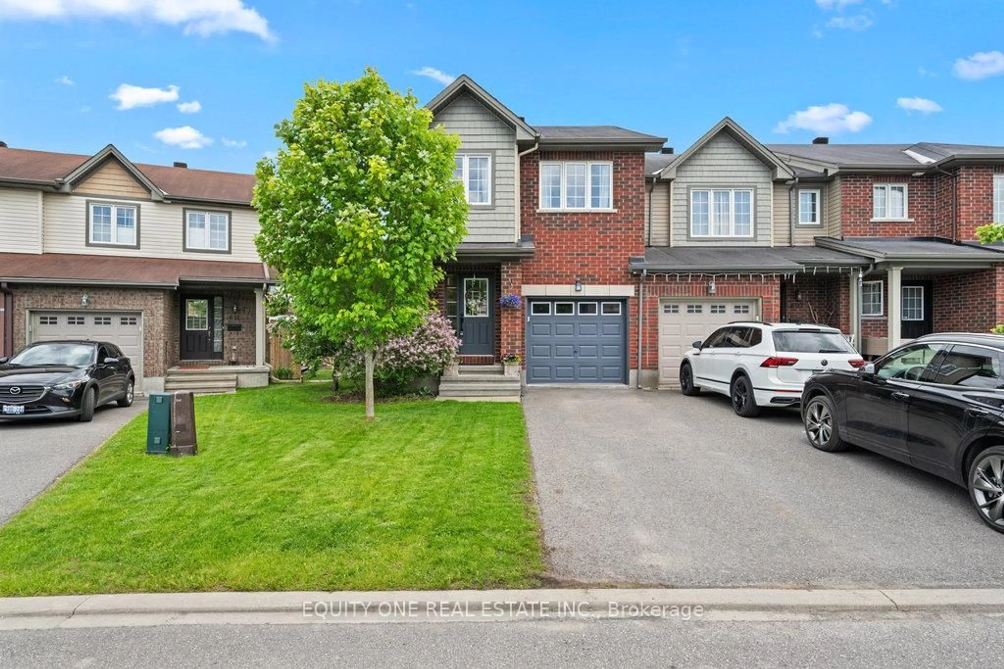 Home with brick exterior material, street for 609 Gazebo St, Ottawa Ontario K4M 0B5