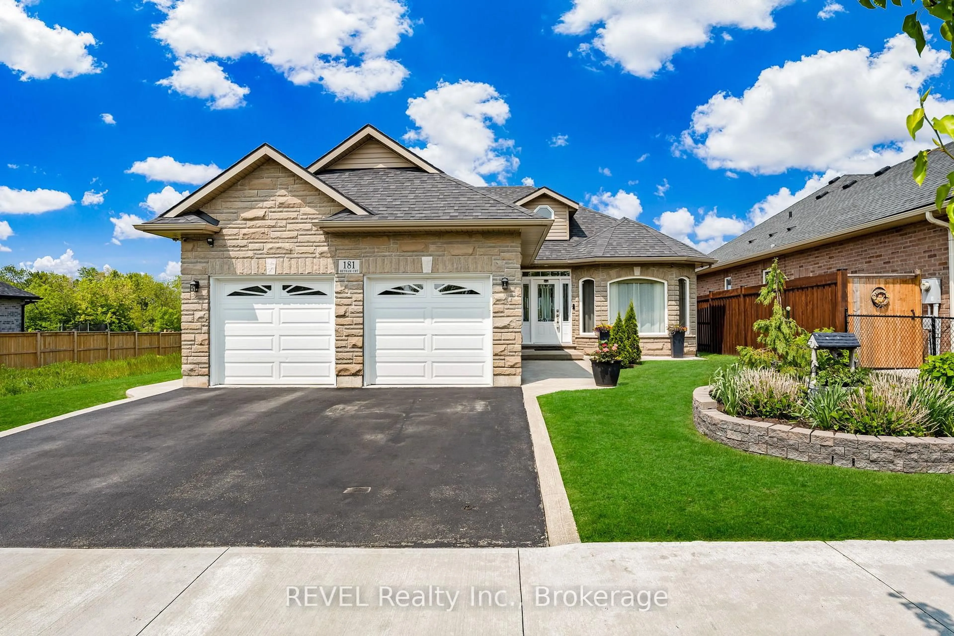 Home with brick exterior material, street for 181 Hetram Crt, Fort Erie Ontario L0S 1B0