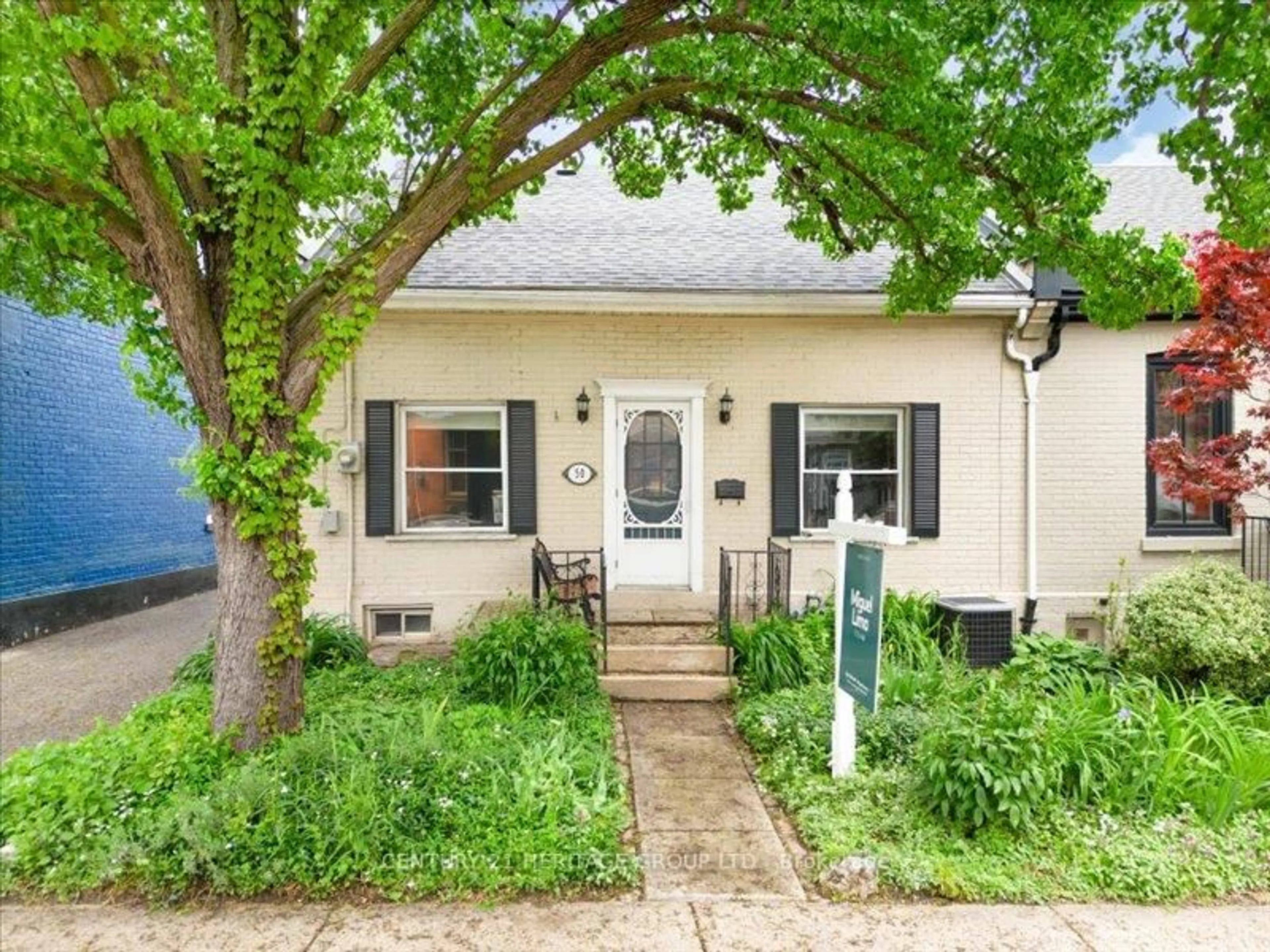 Unknown for 50 Ferrie St, Hamilton Ontario L8L 1C7
