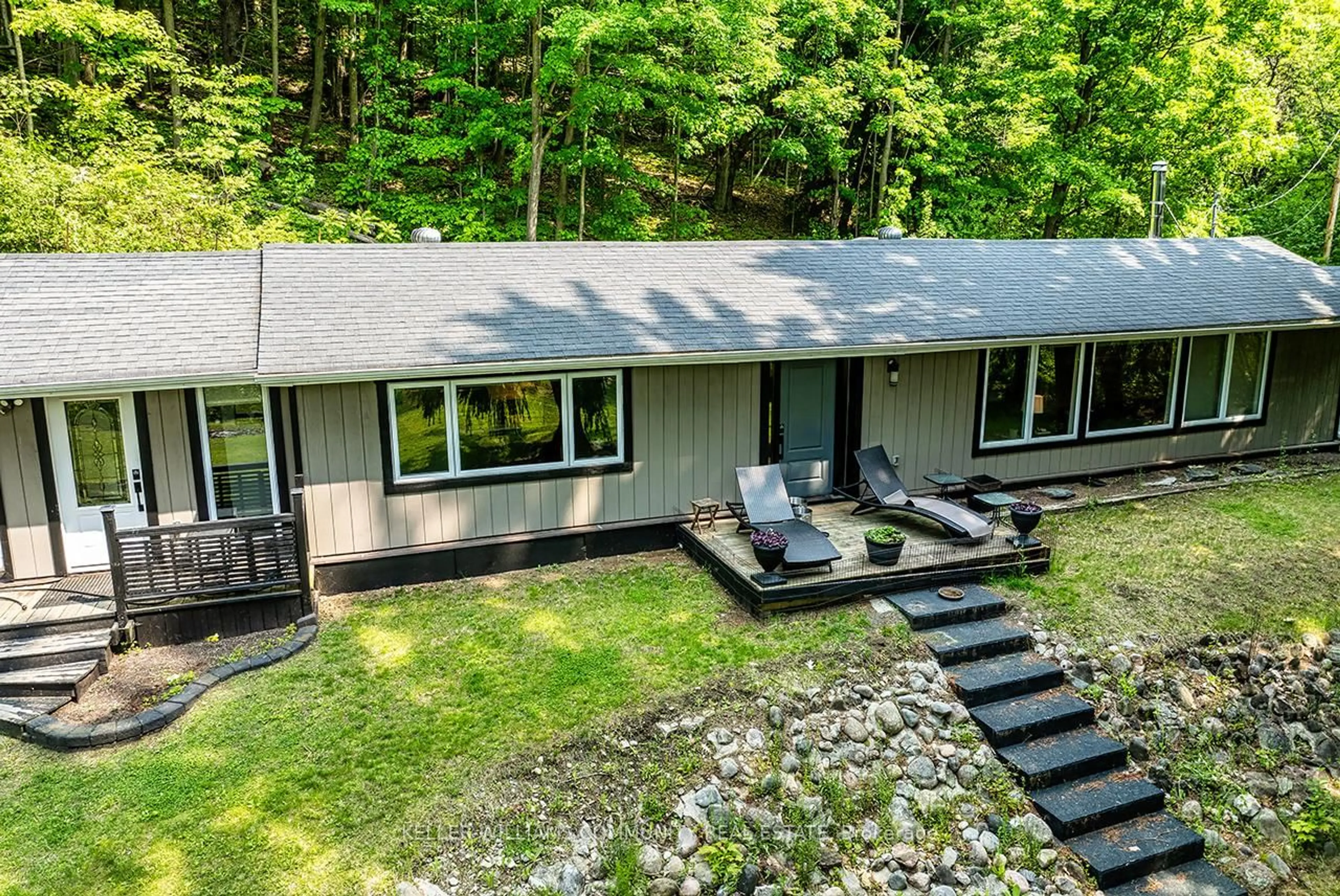 A pic from outside/outdoor area/front of a property/back of a property/a pic from drone, unknown for 15354 County Road 2 Rd, Brighton Ontario K0K 1H0