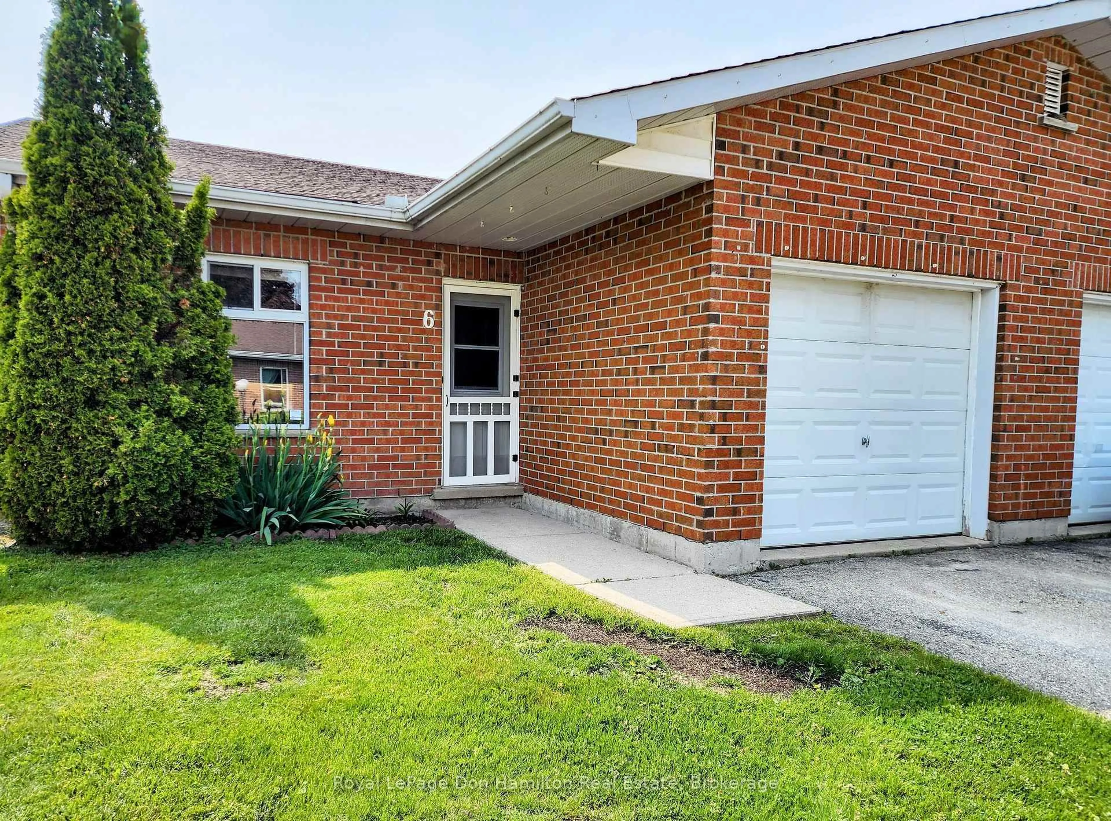 Home with brick exterior material, street for 1026 Ann St #6, Howick Ontario N0G 2X0