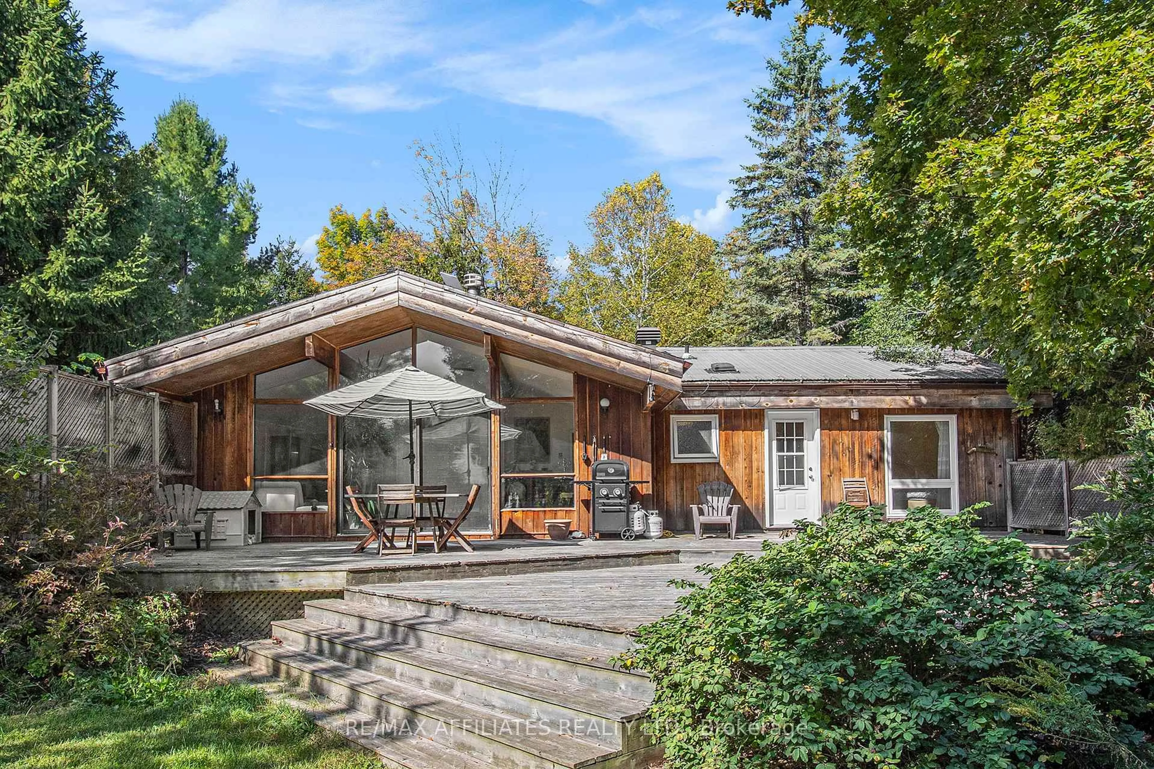 Patio, unknown for 571 RIDEAU RIVER Rd, Merrickville Ontario K0G 1N0