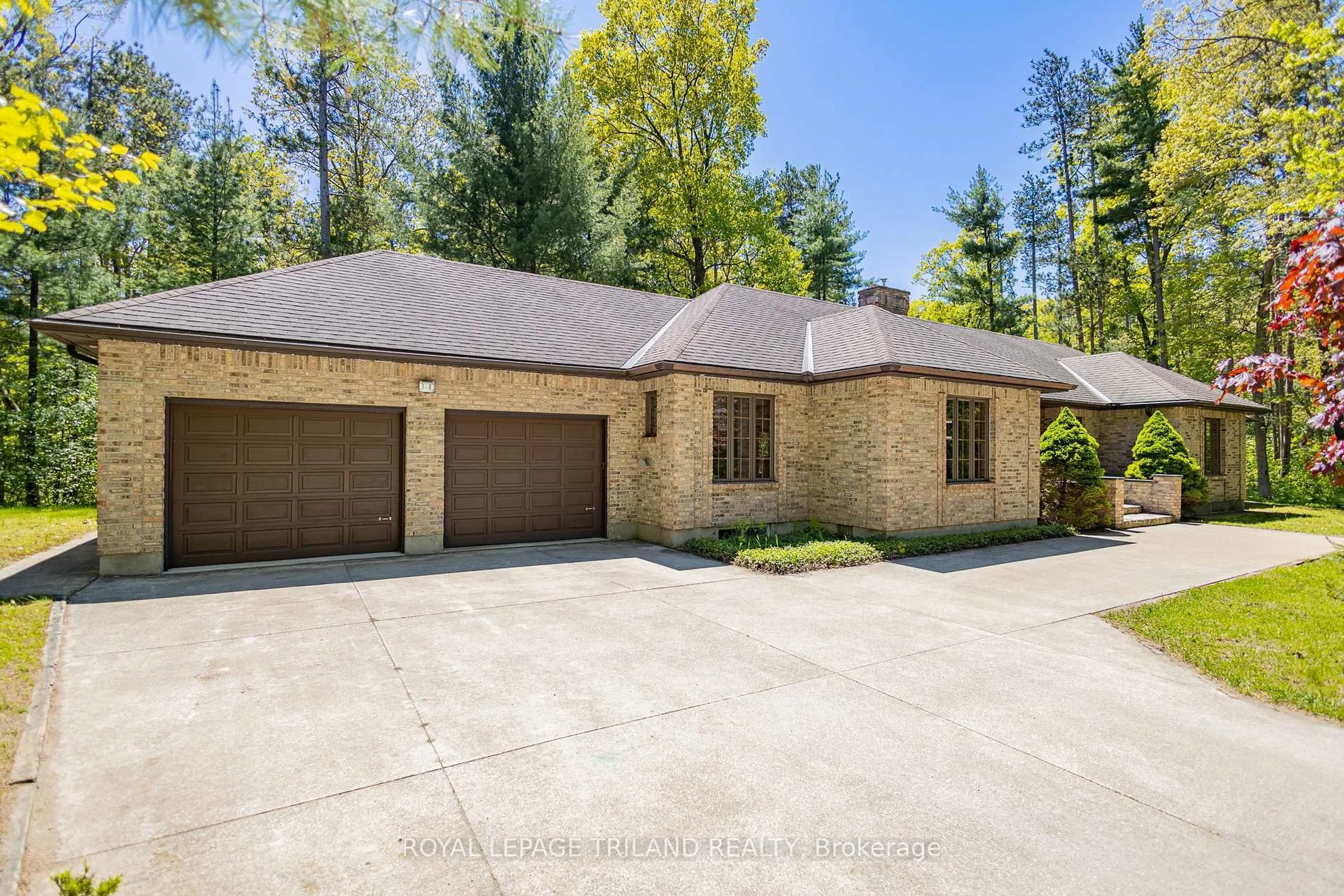 Home with brick exterior material, street for 9939 Pinetree Crt, Lambton Shores Ontario N0M 1T0