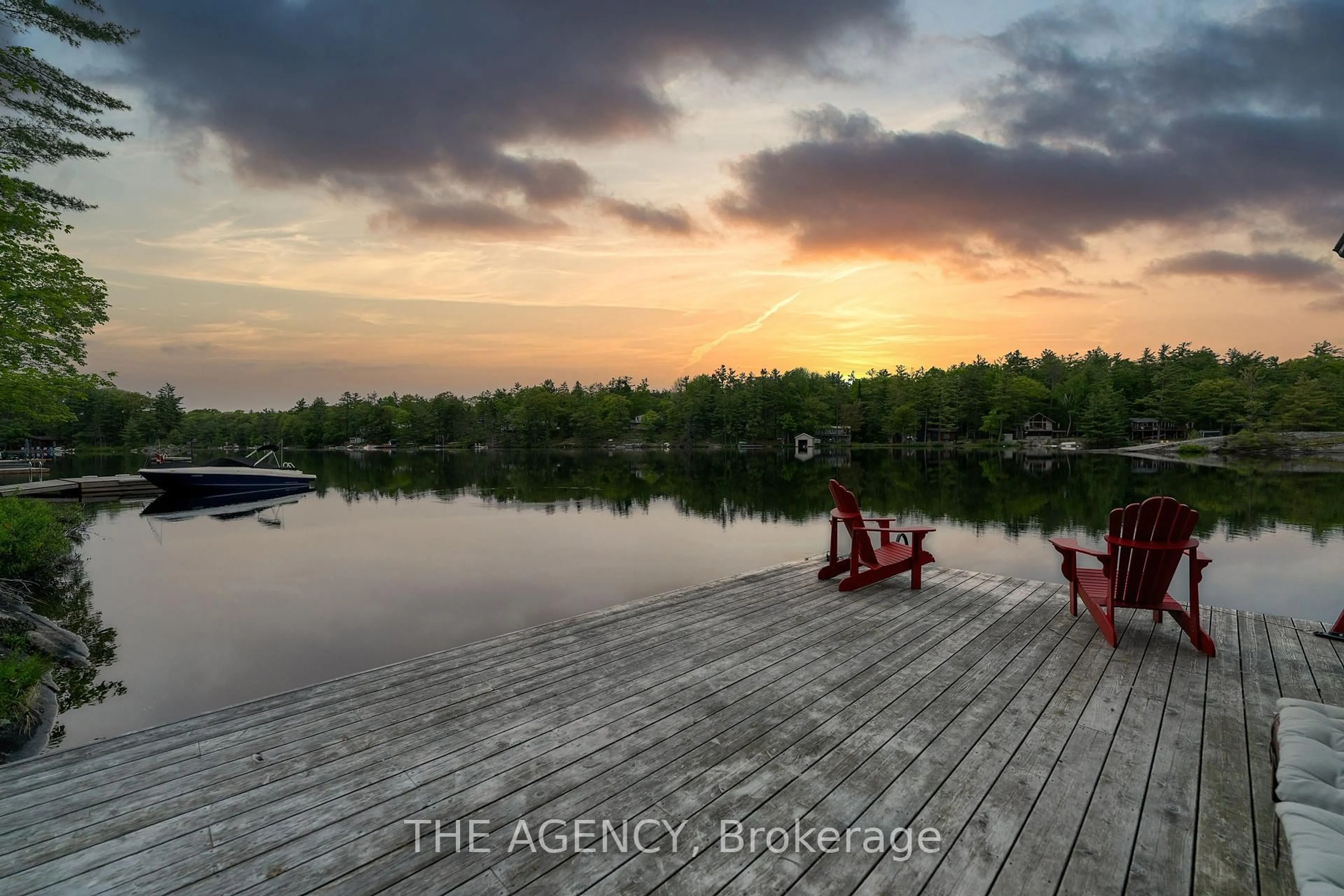 A pic from outside/outdoor area/front of a property/back of a property/a pic from drone, water/lake/river/ocean view for 45 Pinetree Rd, Gravenhurst Ontario P1P 1R2