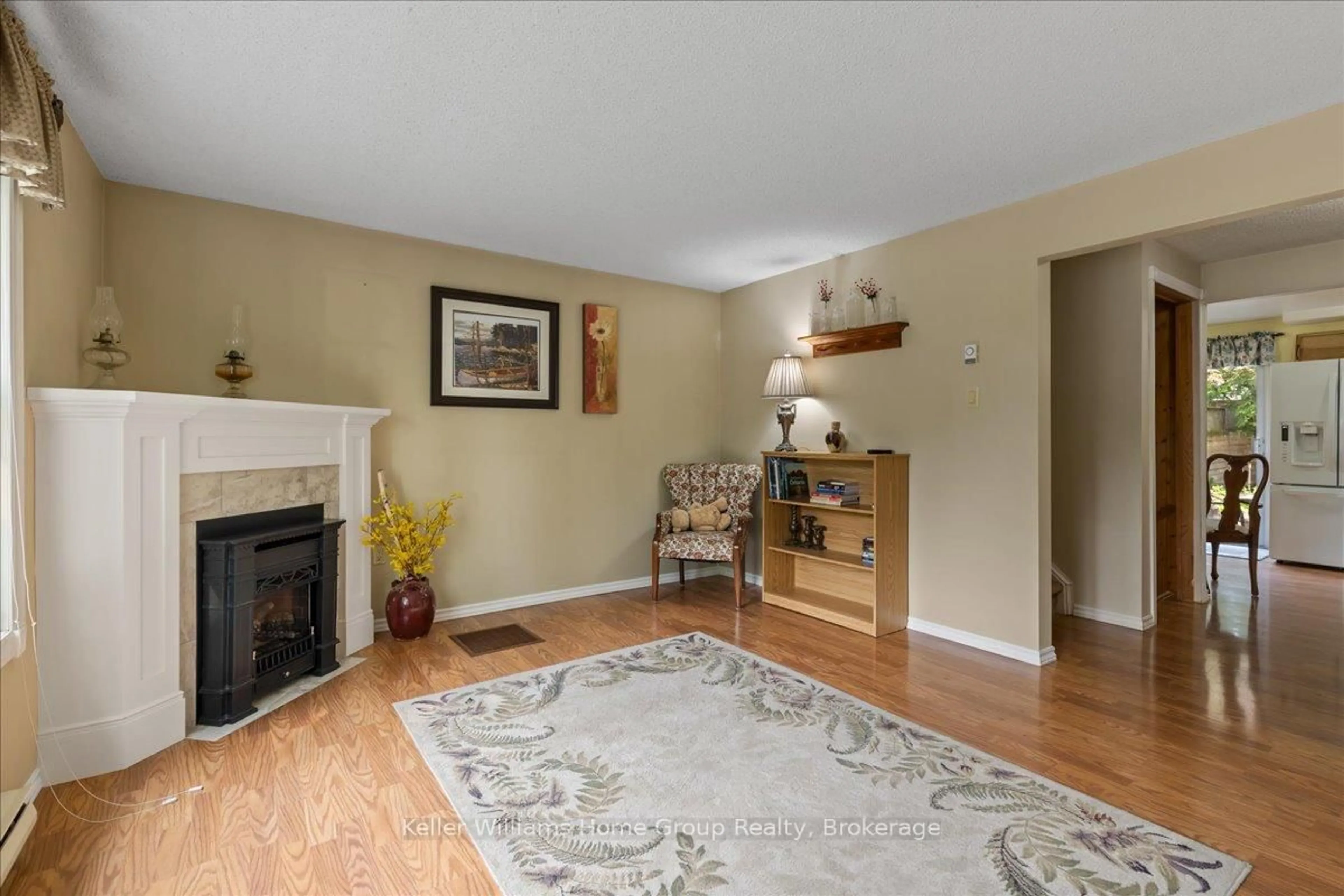 Living room with furniture, unknown for 76 Upton Cres, Guelph Ontario N1E 6P5
