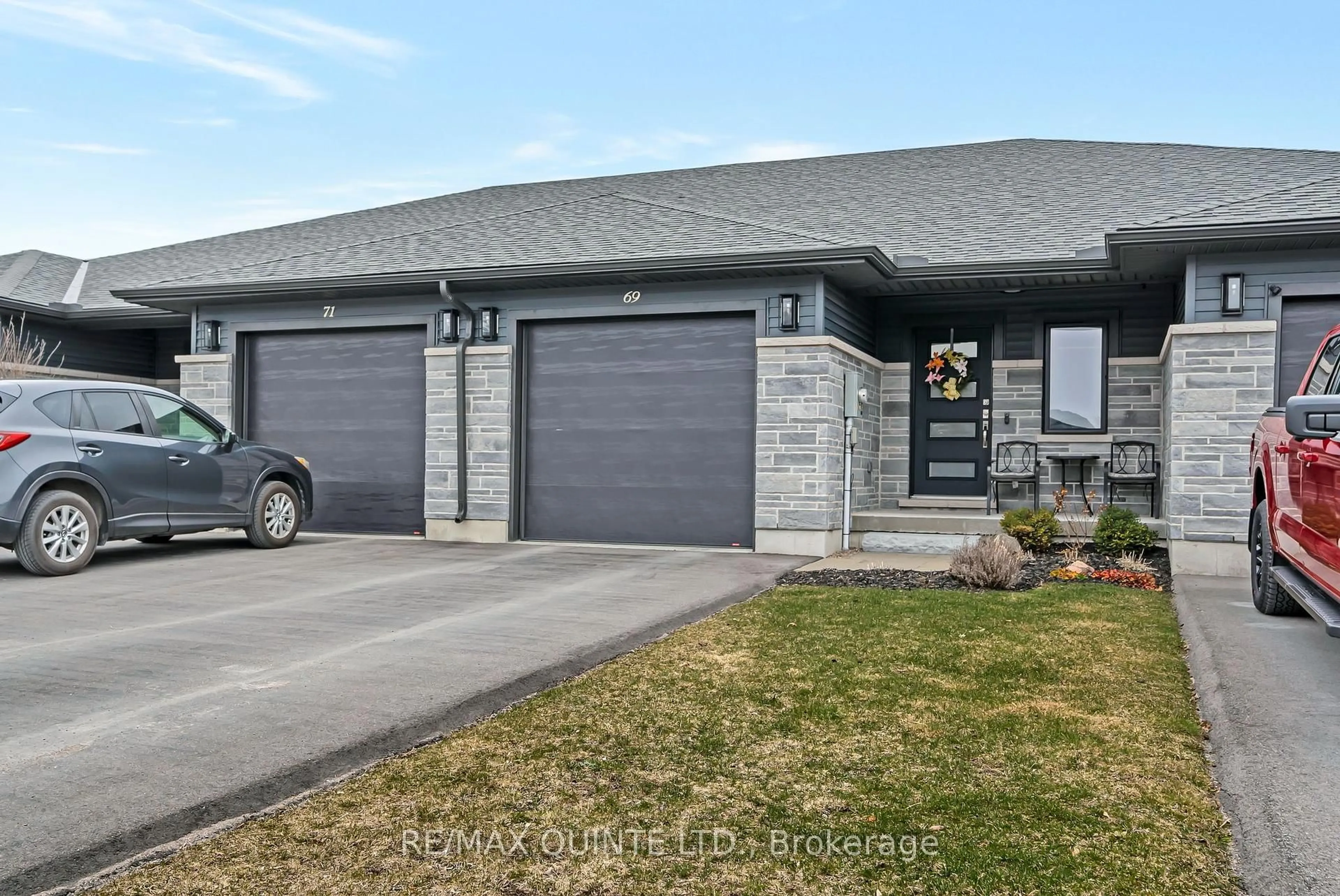 Home with brick exterior material, street for 69 Dewal Pl, Belleville Ontario K8P 0H3