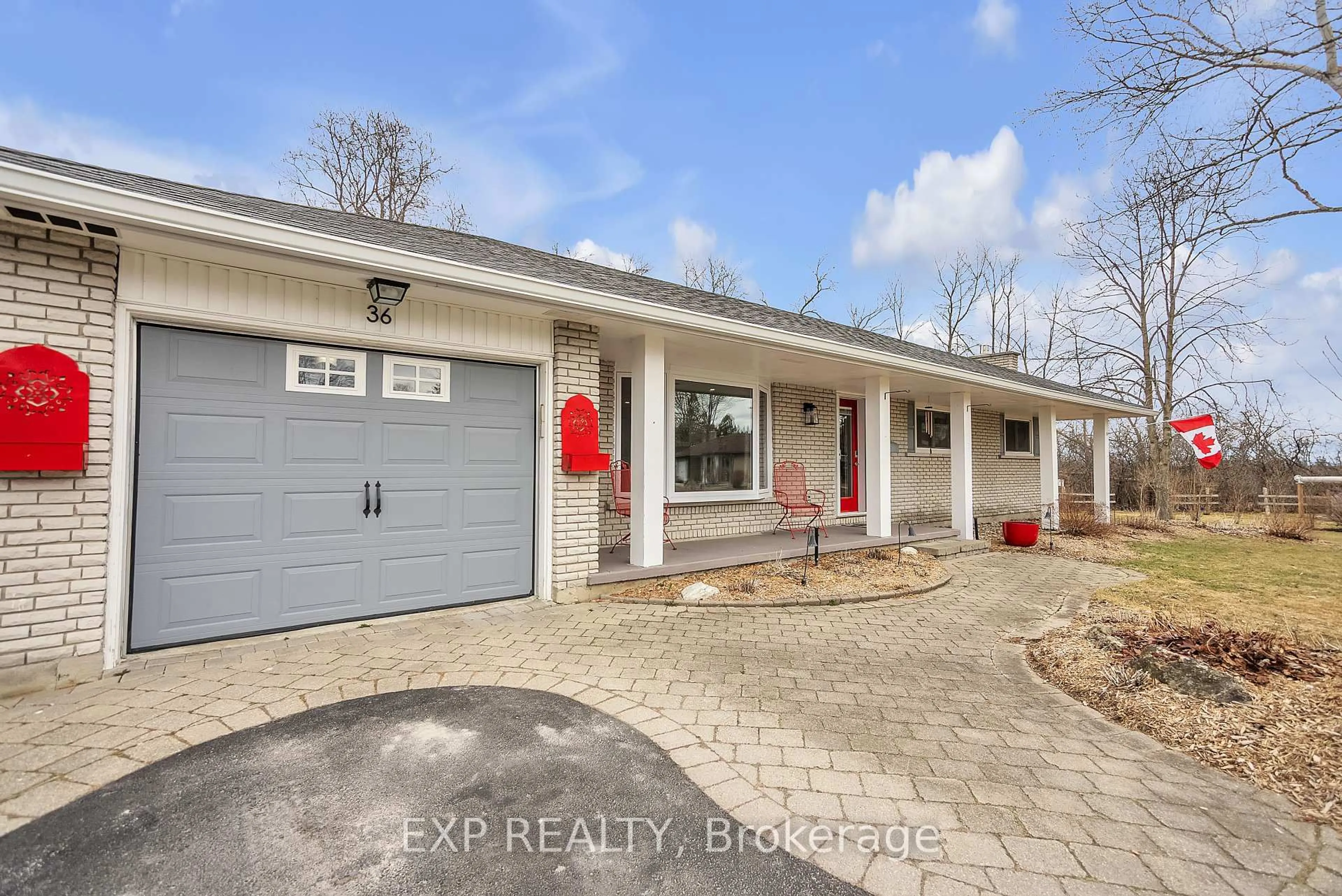 Unknown for 36 Rockhill Crt, Quinte West Ontario K8R 1G3