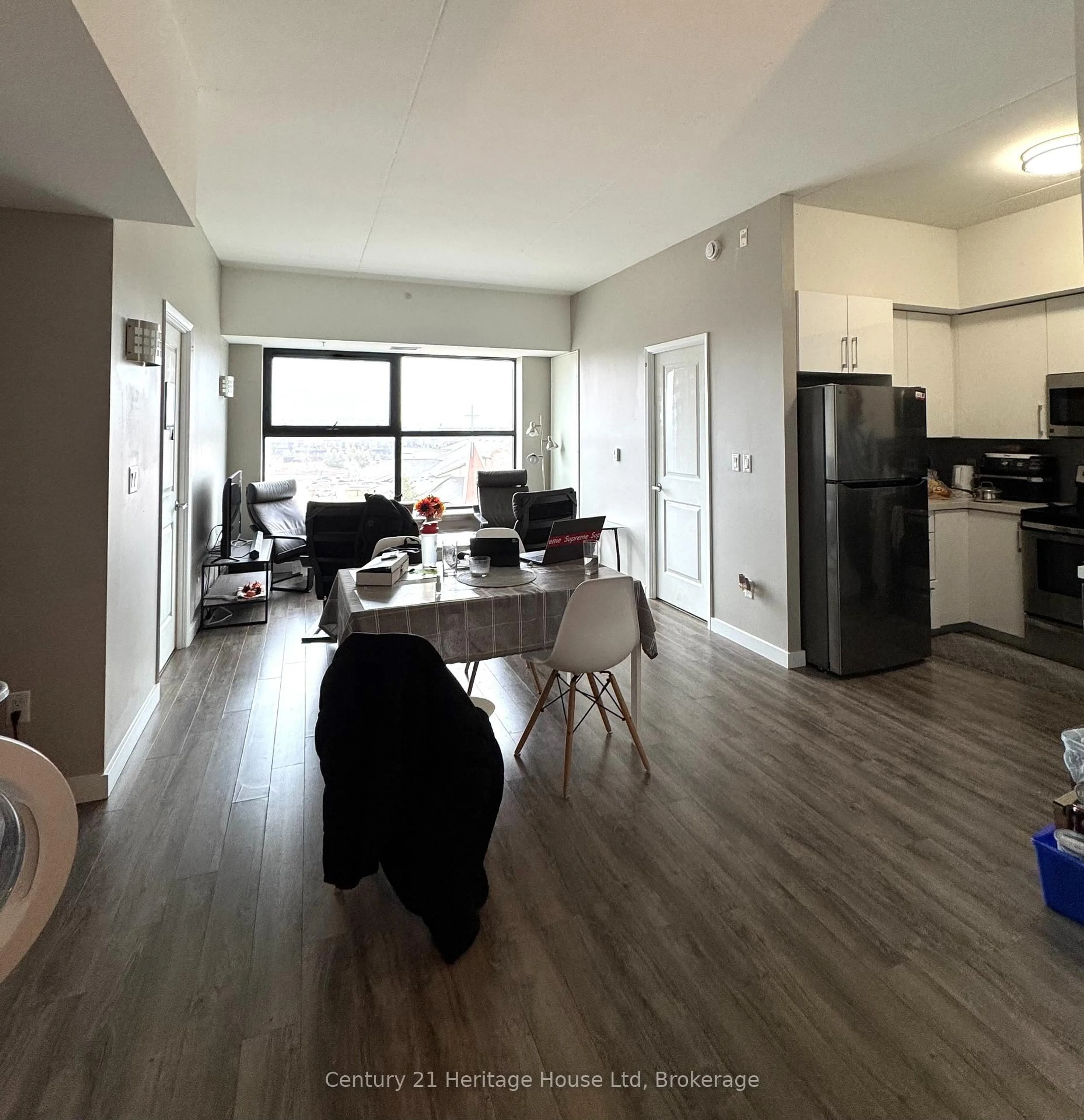 A pic of a room for 1291 Gordon St #610, Guelph Ontario N1L 0M5