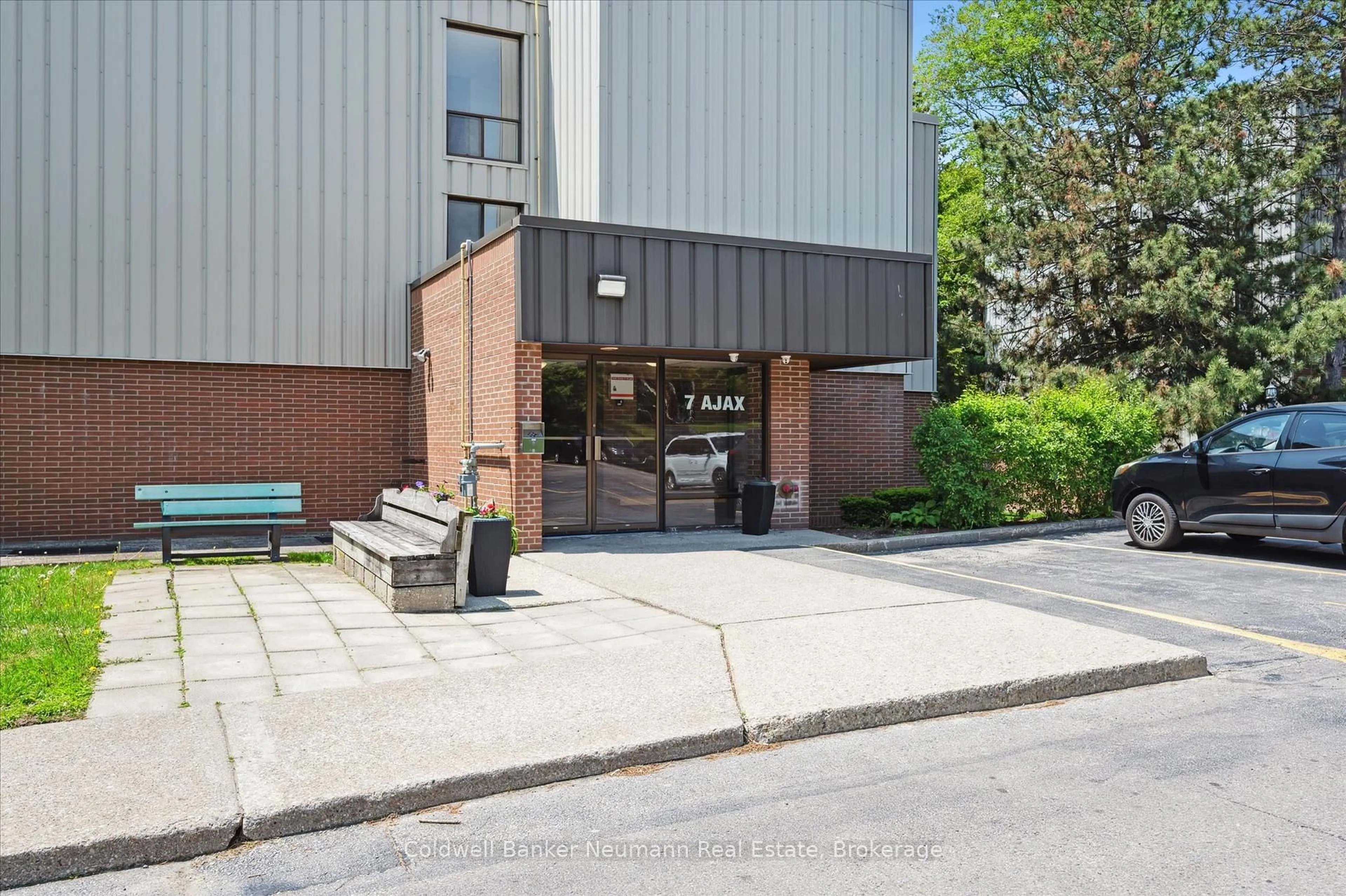 Unknown for 7 Ajax St #206, Guelph Ontario N1H 2A9