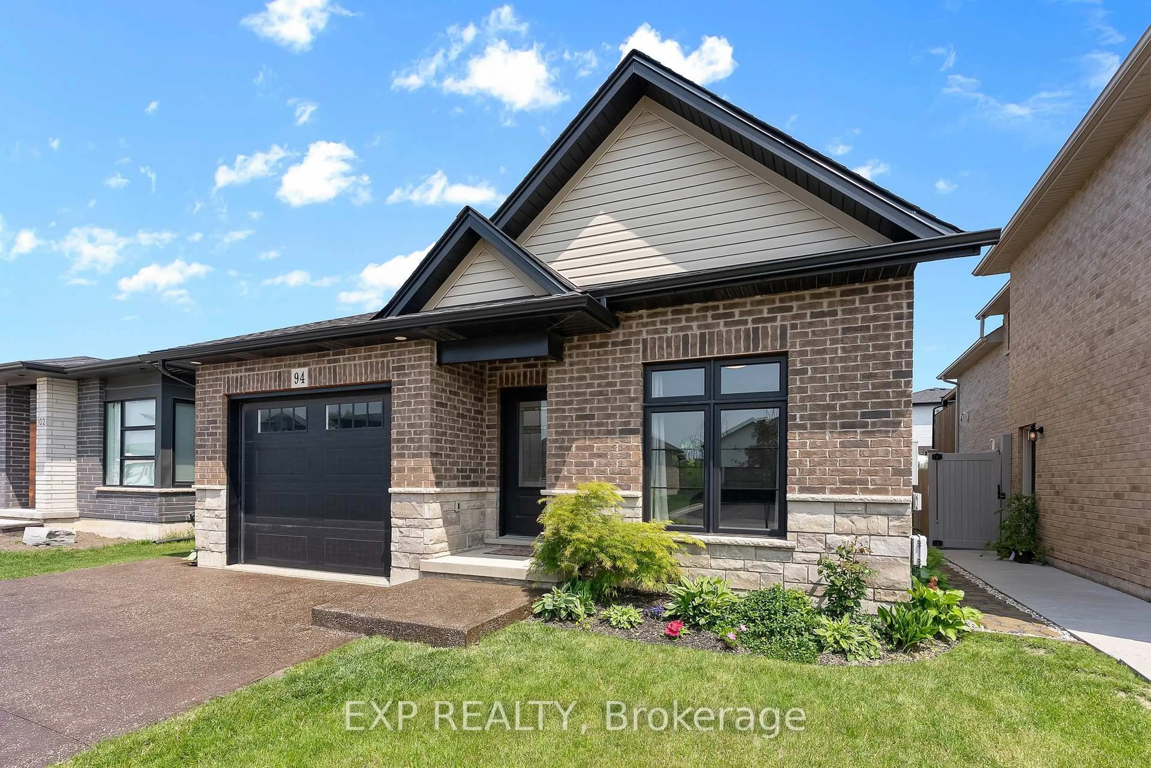 Home with brick exterior material, street for 94 Willowbrook Dr, Welland Ontario L3C 0G2