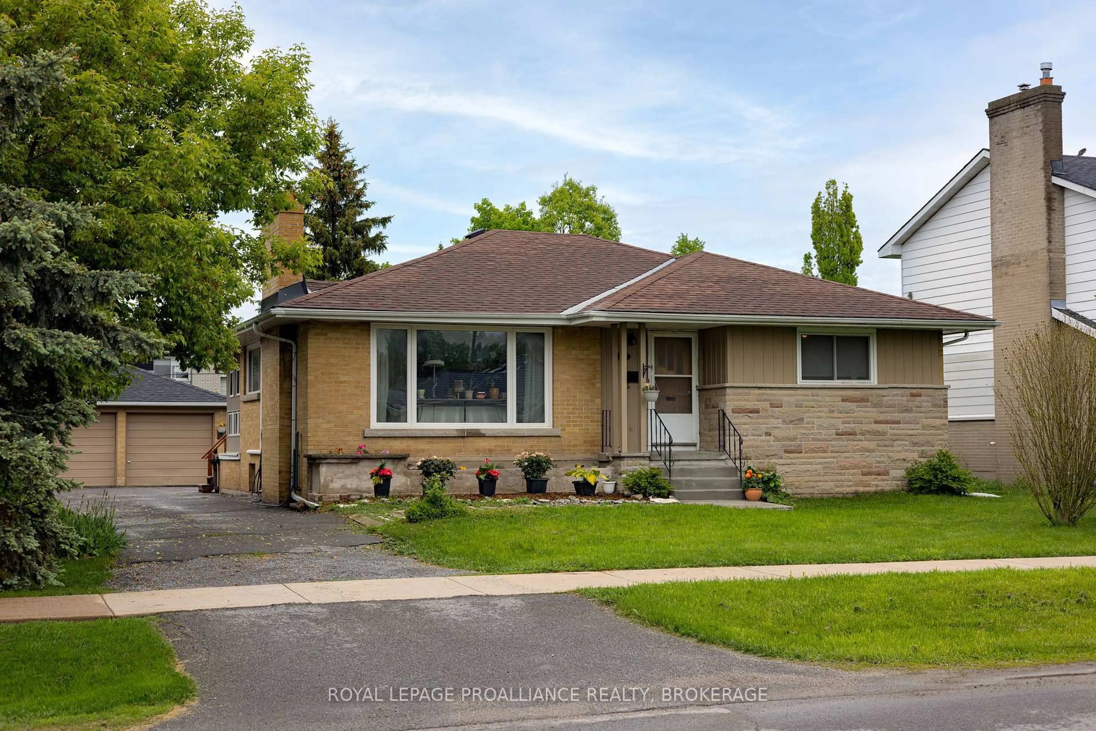 Home with brick exterior material, street for 209 McMahon Ave, Kingston Ontario K7M 3H3