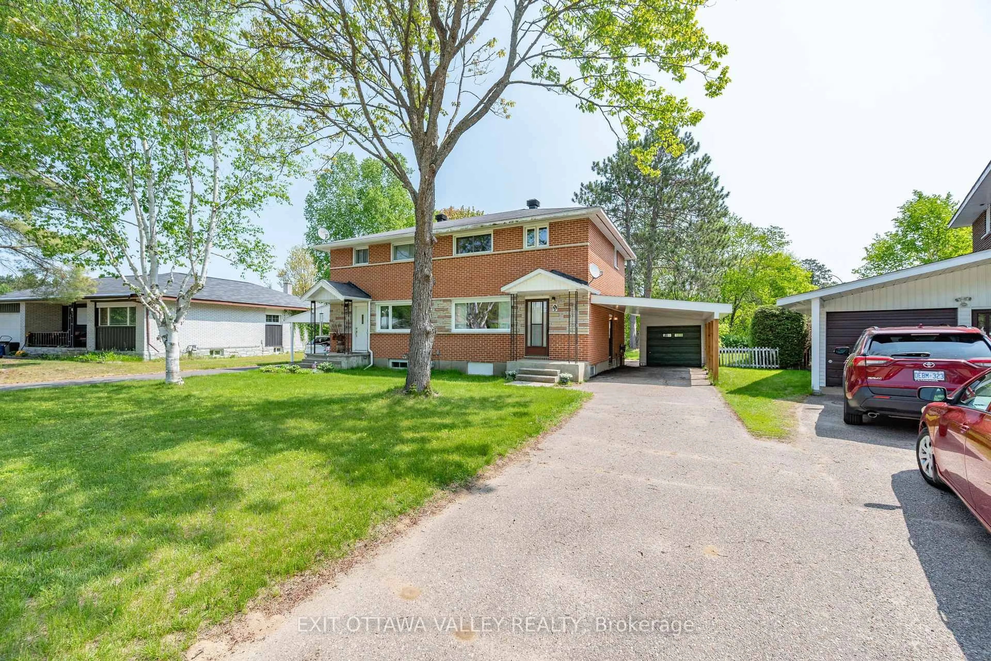 Home with brick exterior material, street for 9 Claremount Rd, Deep River Ontario K0J 1P0