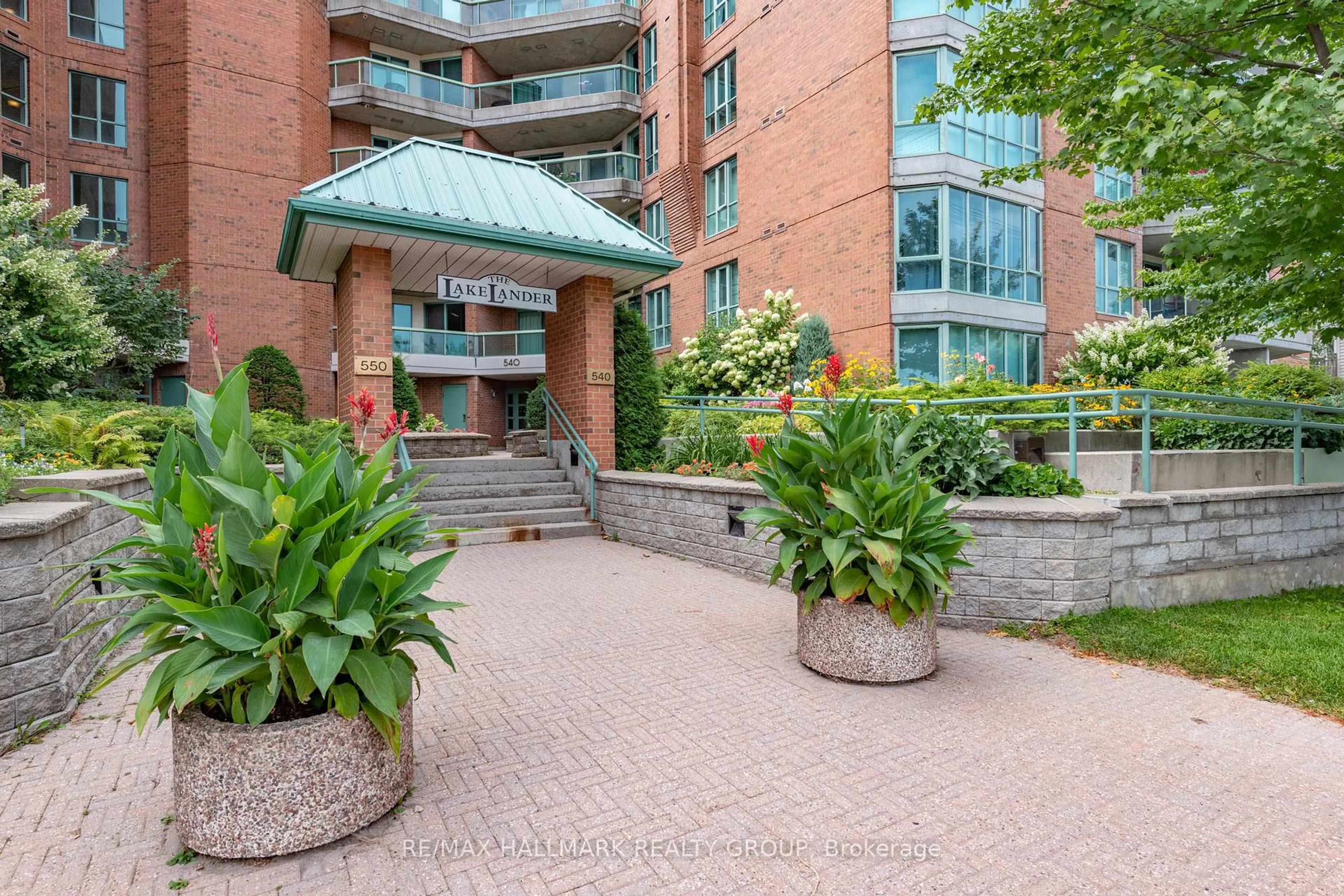 Unknown for 540 Cambridge St #110, Ottawa Ontario K1S 5M7
