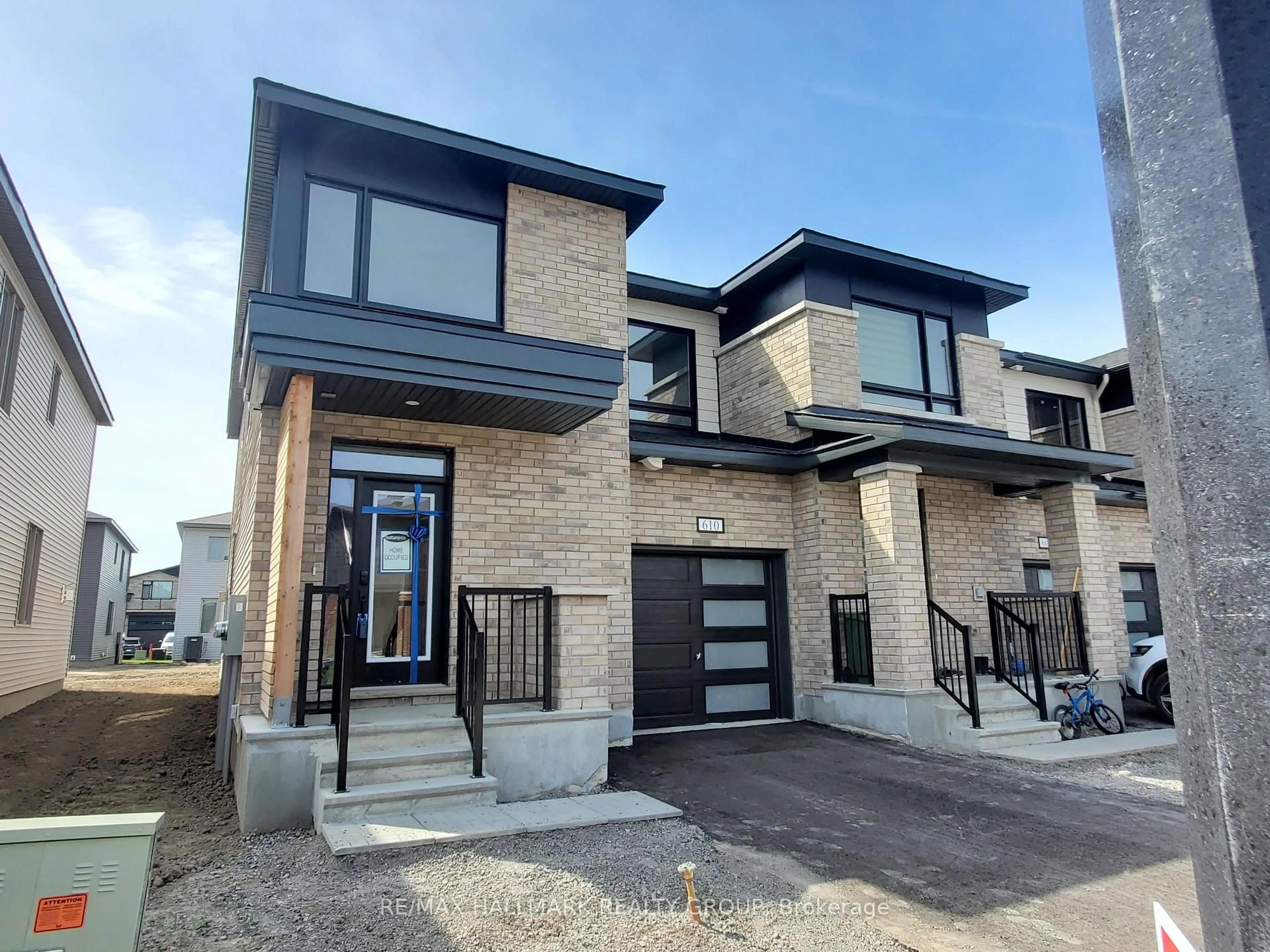 Home with brick exterior material, street for 610 Fenwick Way, Ottawa Ontario K2J 7E5