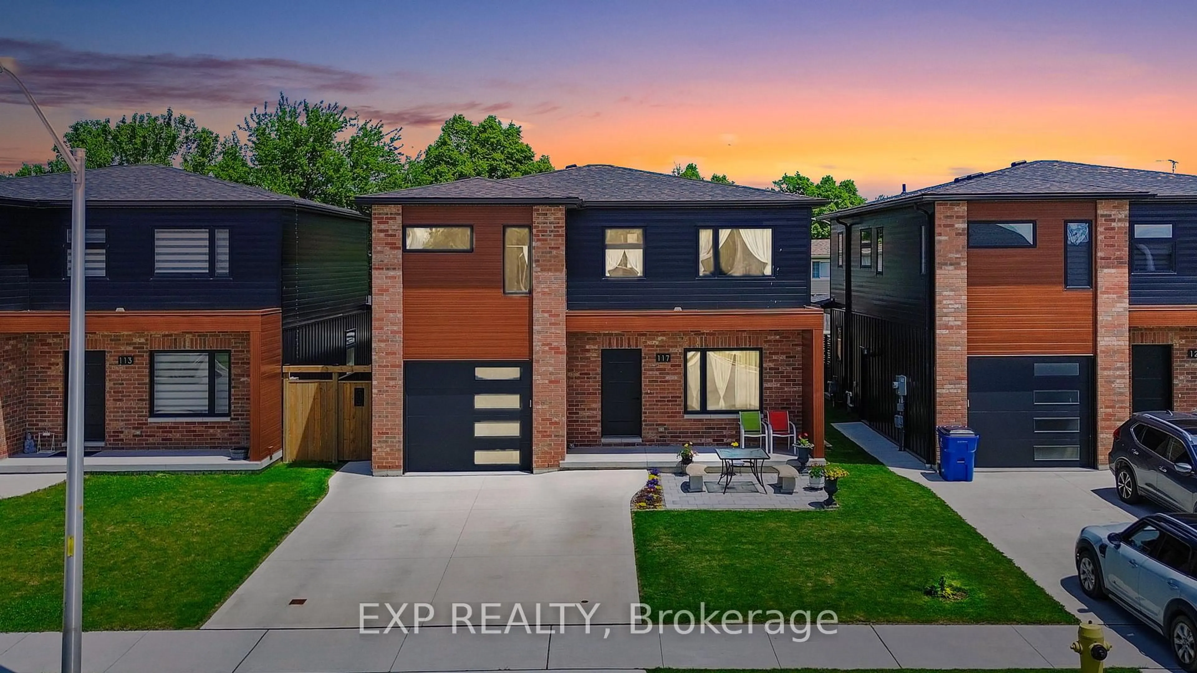 Home with brick exterior material, street for 117 Churchill Park Rd, Chatham-Kent Ontario N7M 0V1