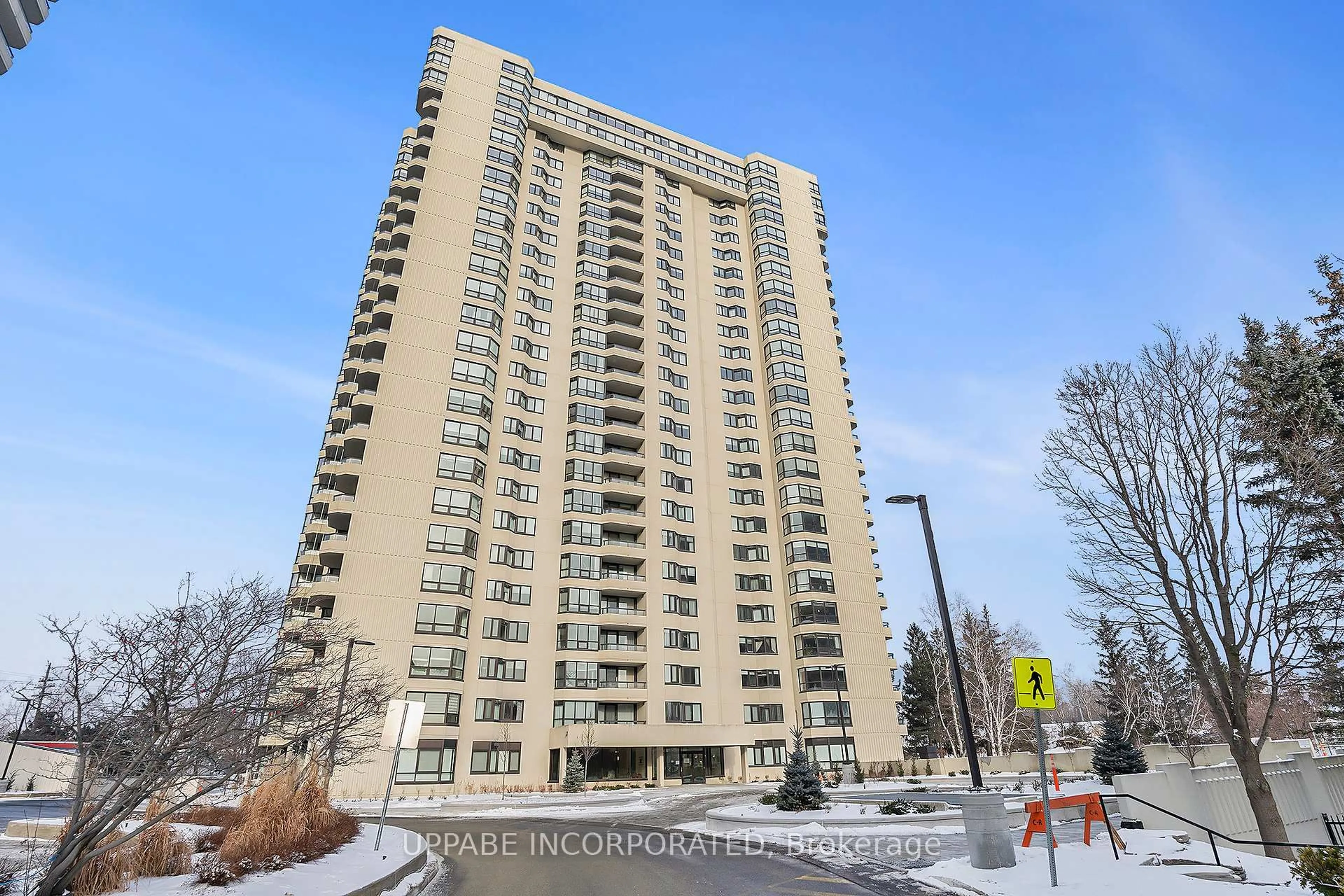 Unknown for 1500 Riverside Dr #202, Ottawa Ontario K1G 4J4