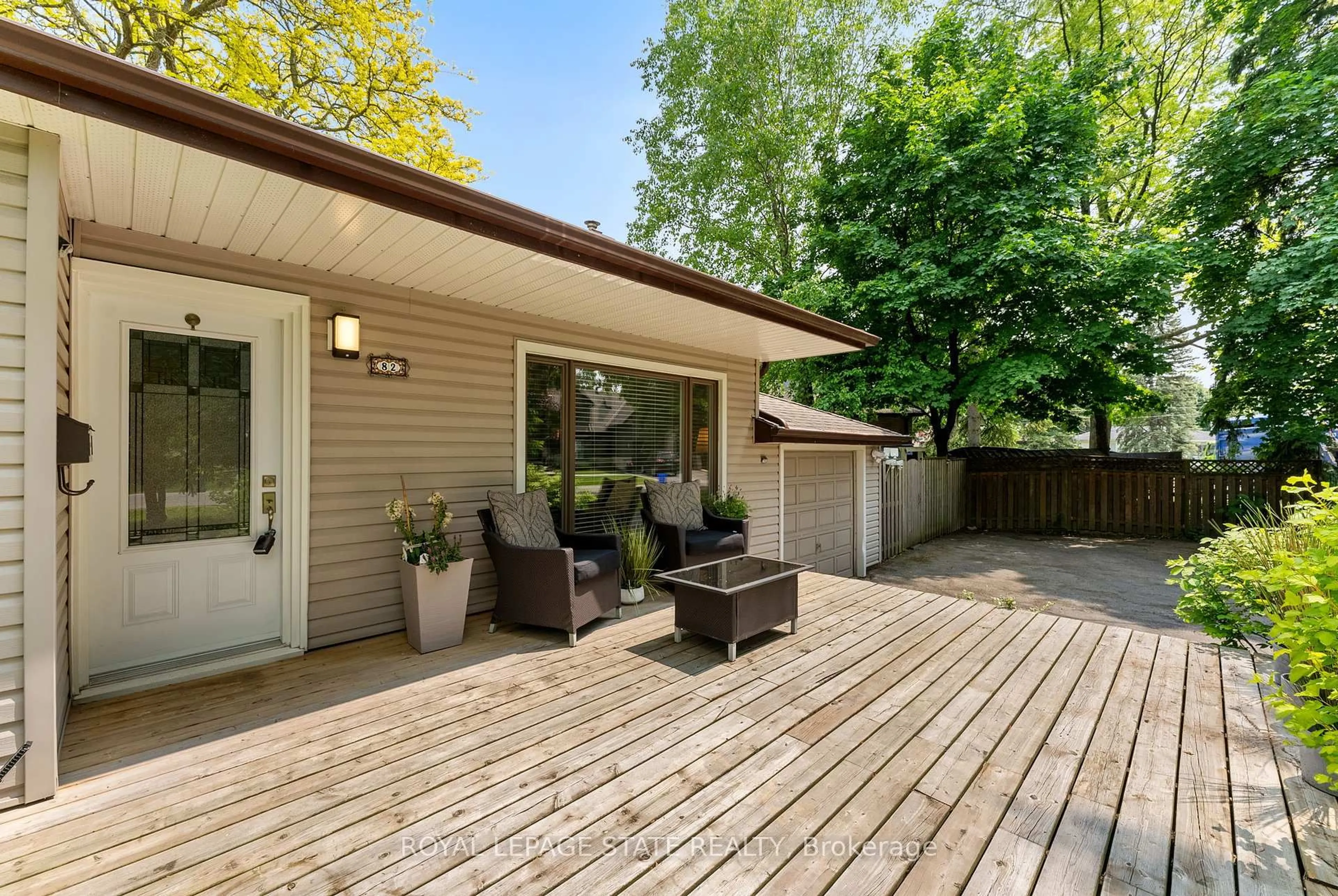Patio, street for 82 Gilbert Ave, Hamilton Ontario L9G 1R4