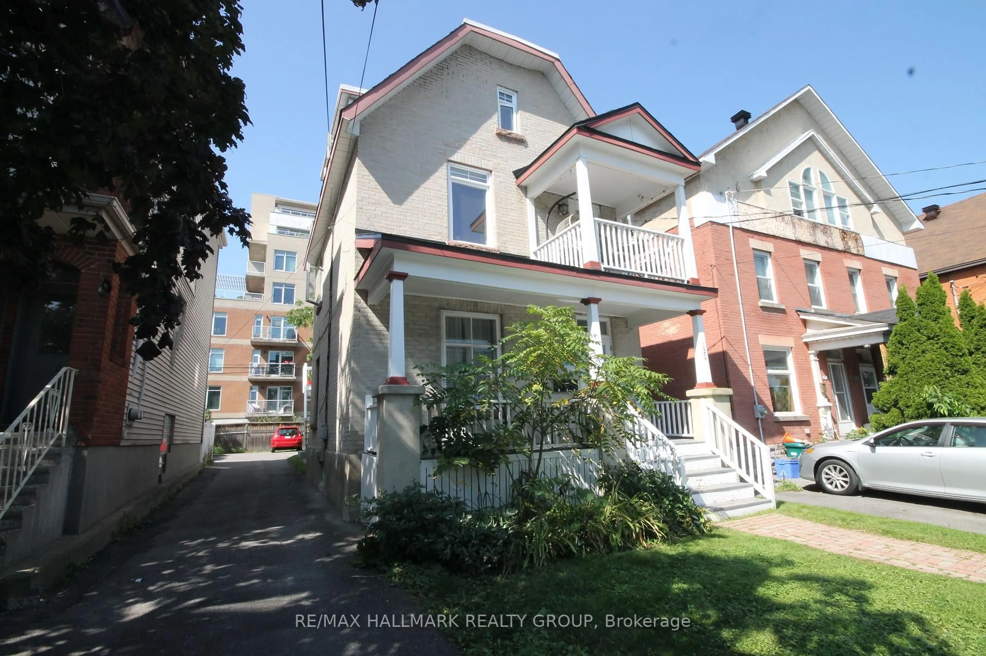 Unknown for 130 HINTON Ave, Ottawa Ontario K1Y 1A1