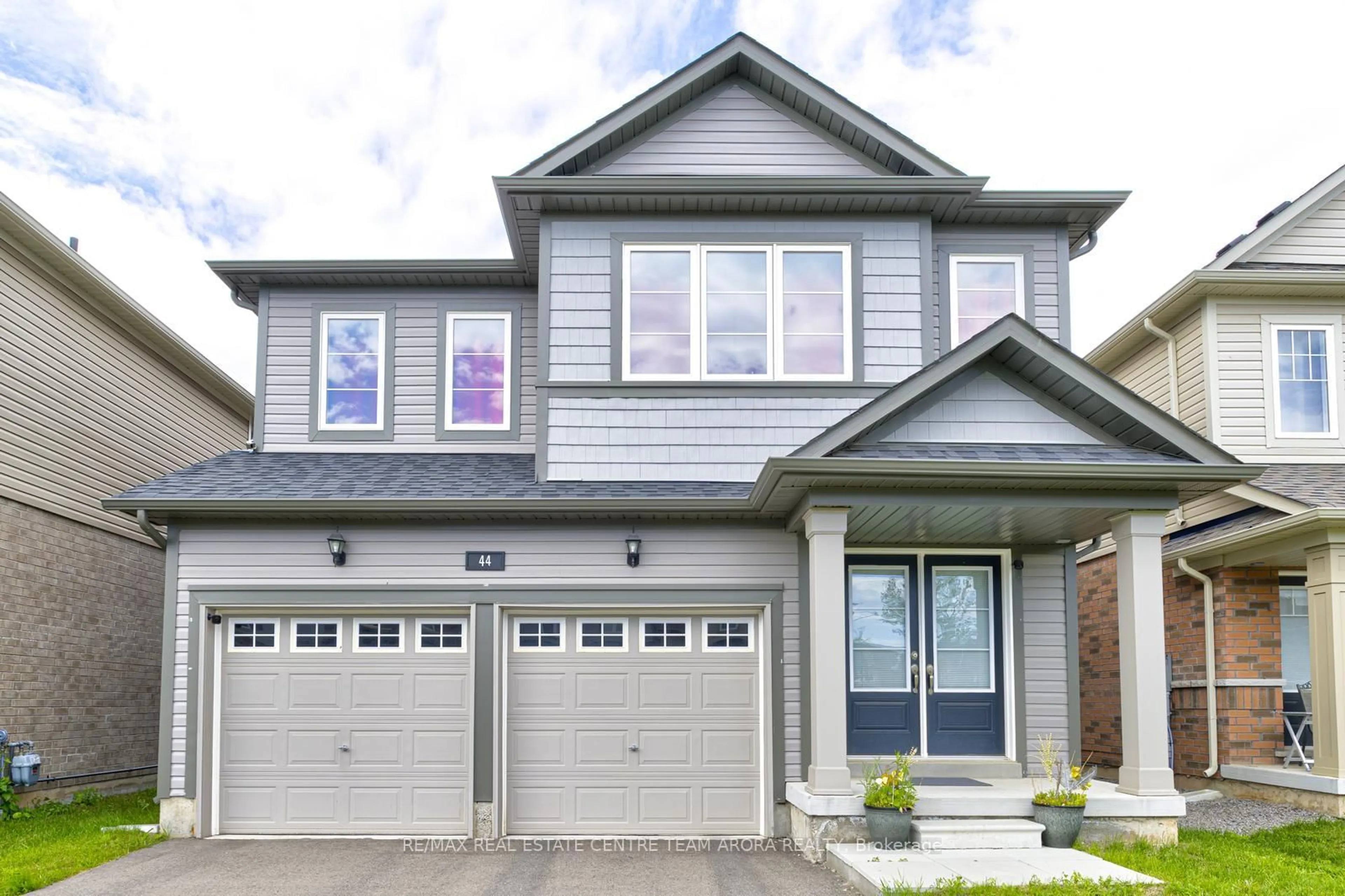 Unknown for 44 Cottonwood Cres, Welland Ontario L3B 0J4