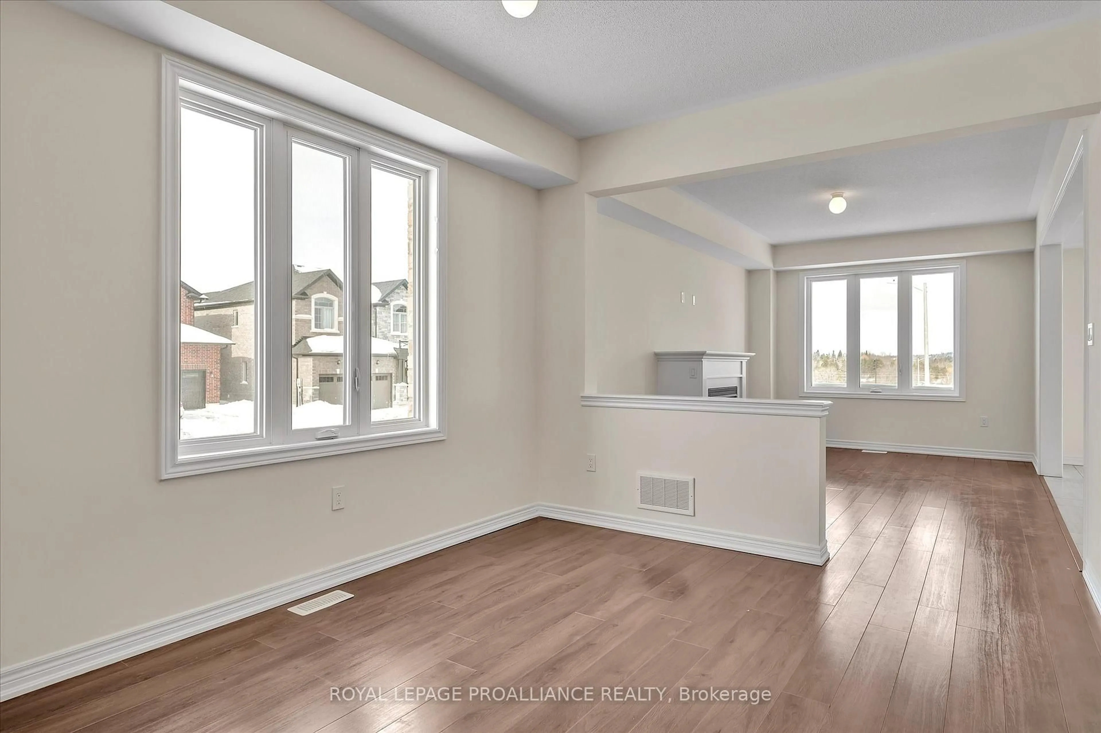 A pic of a room for 902 Bamford Terr, Peterborough North Ontario K9K 0H4