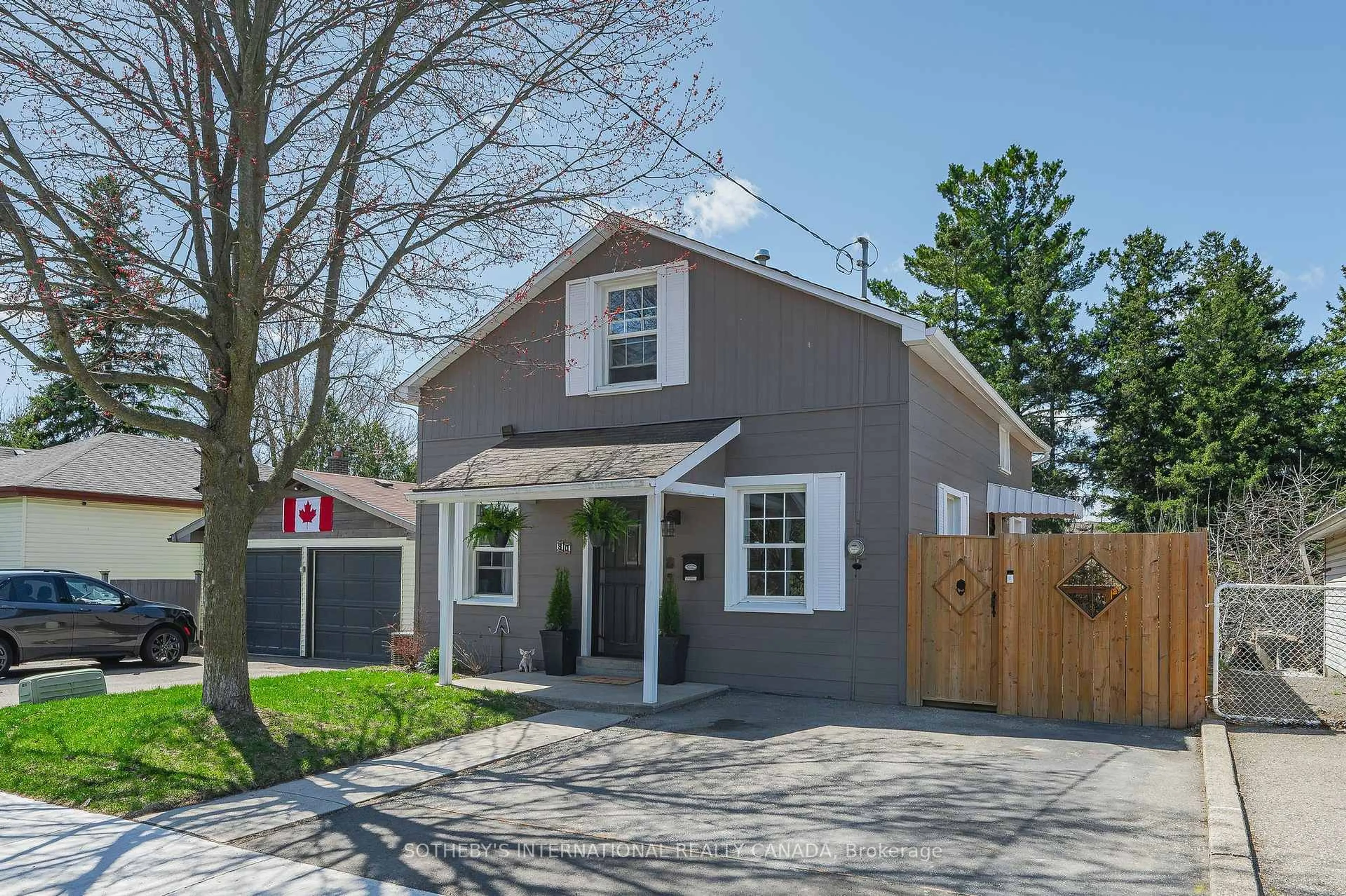 Unknown for 80 Elgin St, Cambridge Ontario N1R 5H3