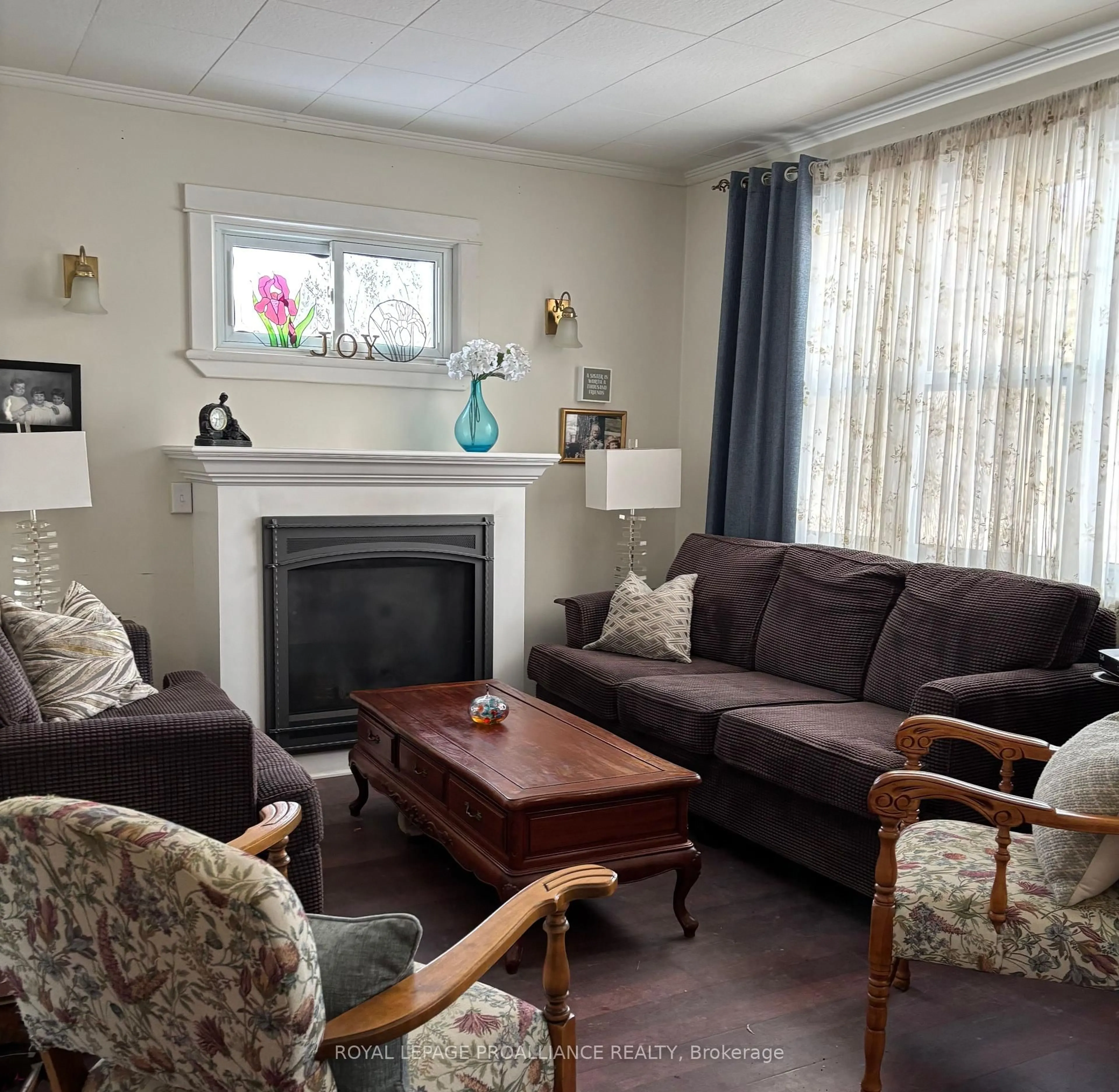 Living room with furniture, unknown for 19 Wilno St, Barry's Bay Ontario K0J 1B0