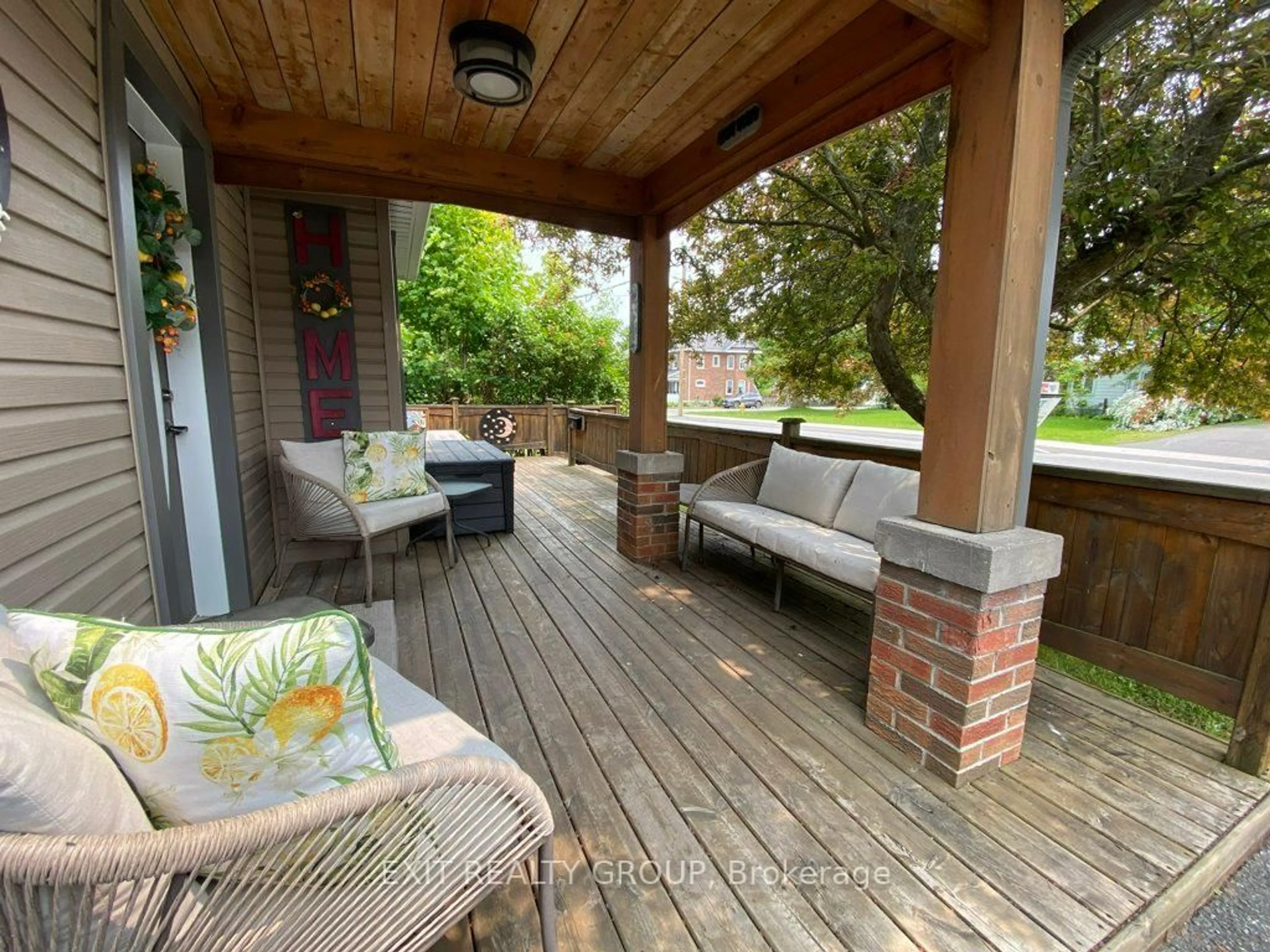 Patio, water/lake/river/ocean view for 146 Creswell Dr, Quinte West Ontario K8V 3H4