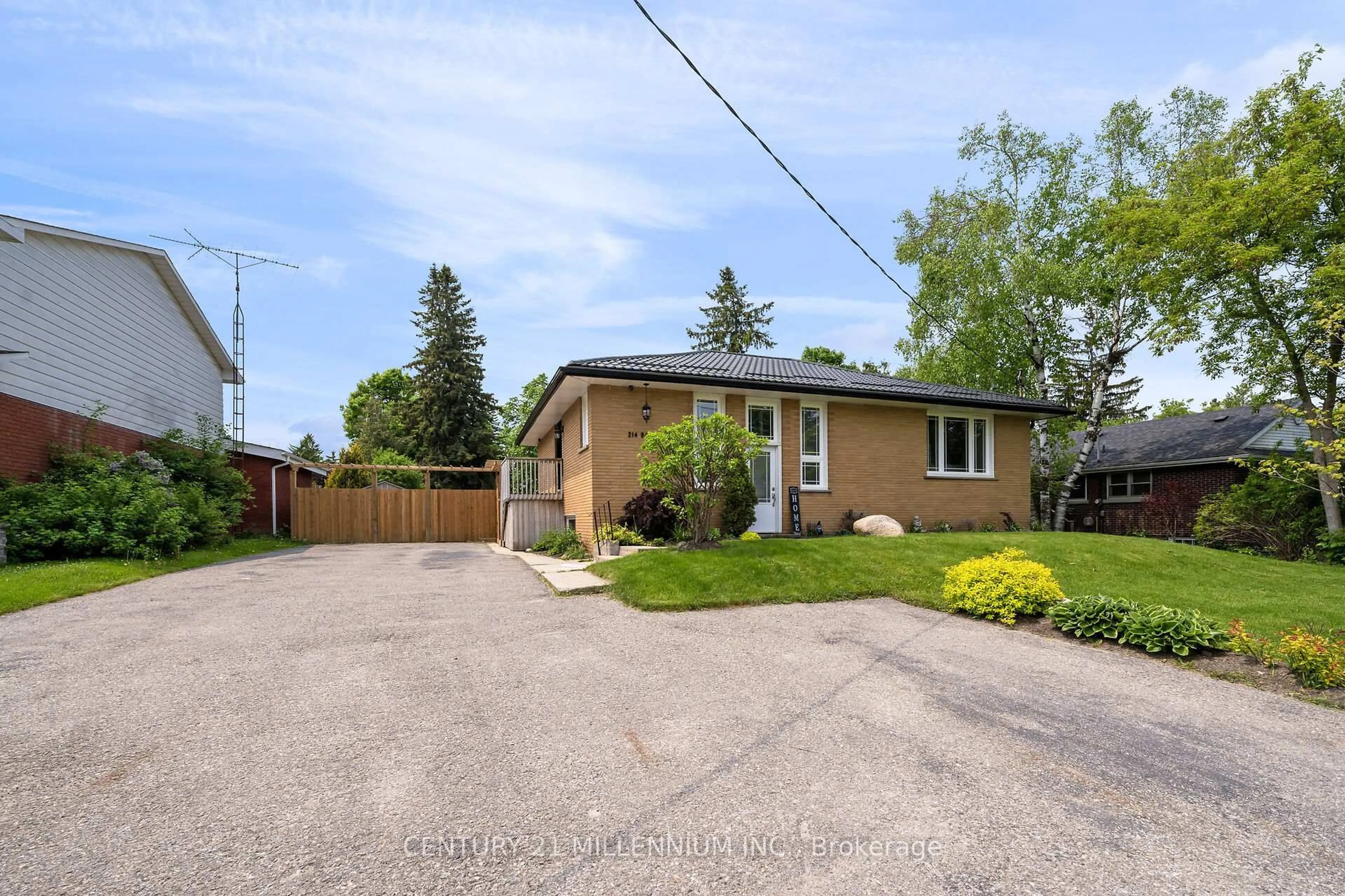 Unknown for 214 Daniel St, Erin Ontario N0B 1T0