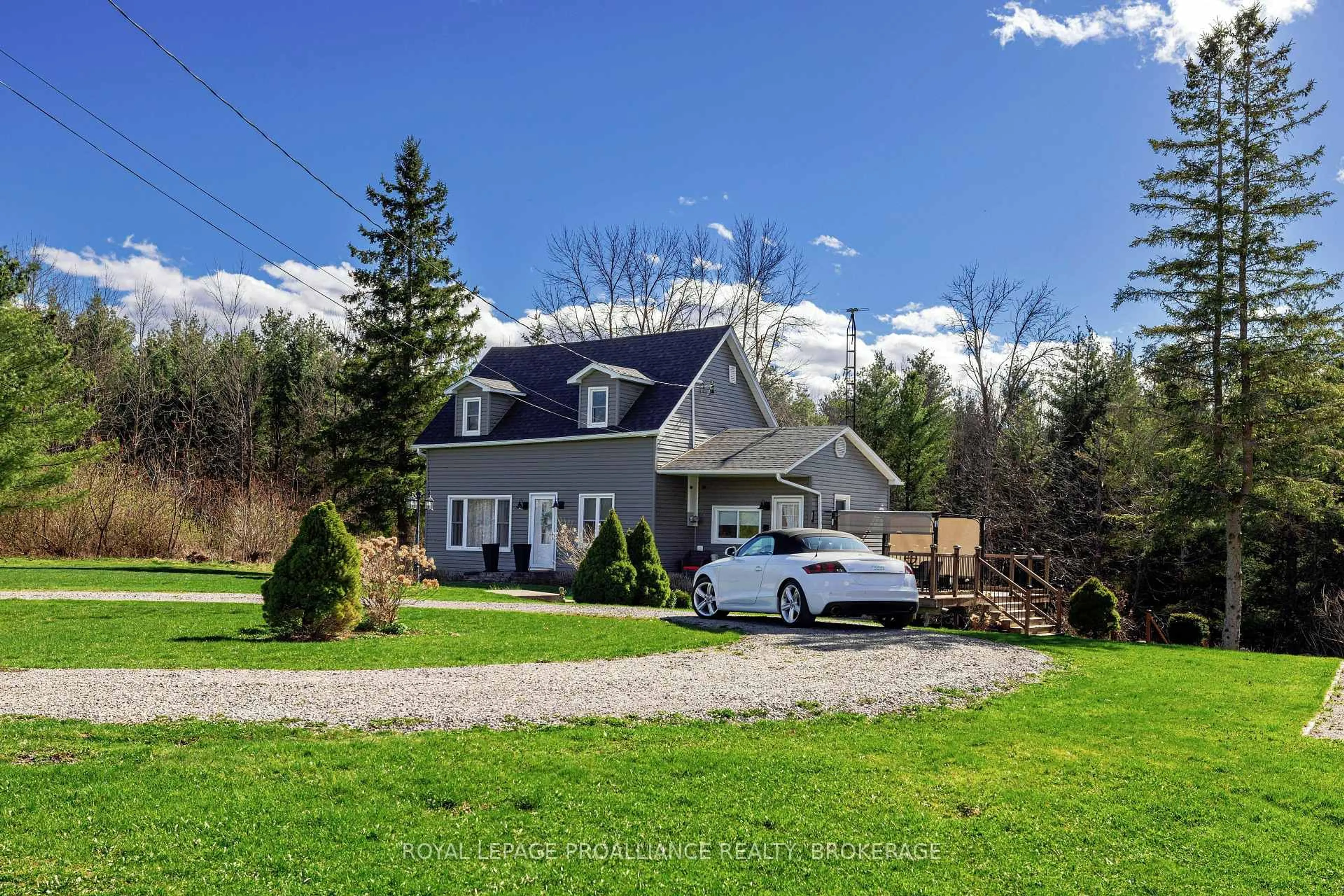 A pic from outside/outdoor area/front of a property/back of a property/a pic from drone, street for 4068 COUNTY ROAD 29, Elizabethtown-Kitley Ontario K6V 5T4