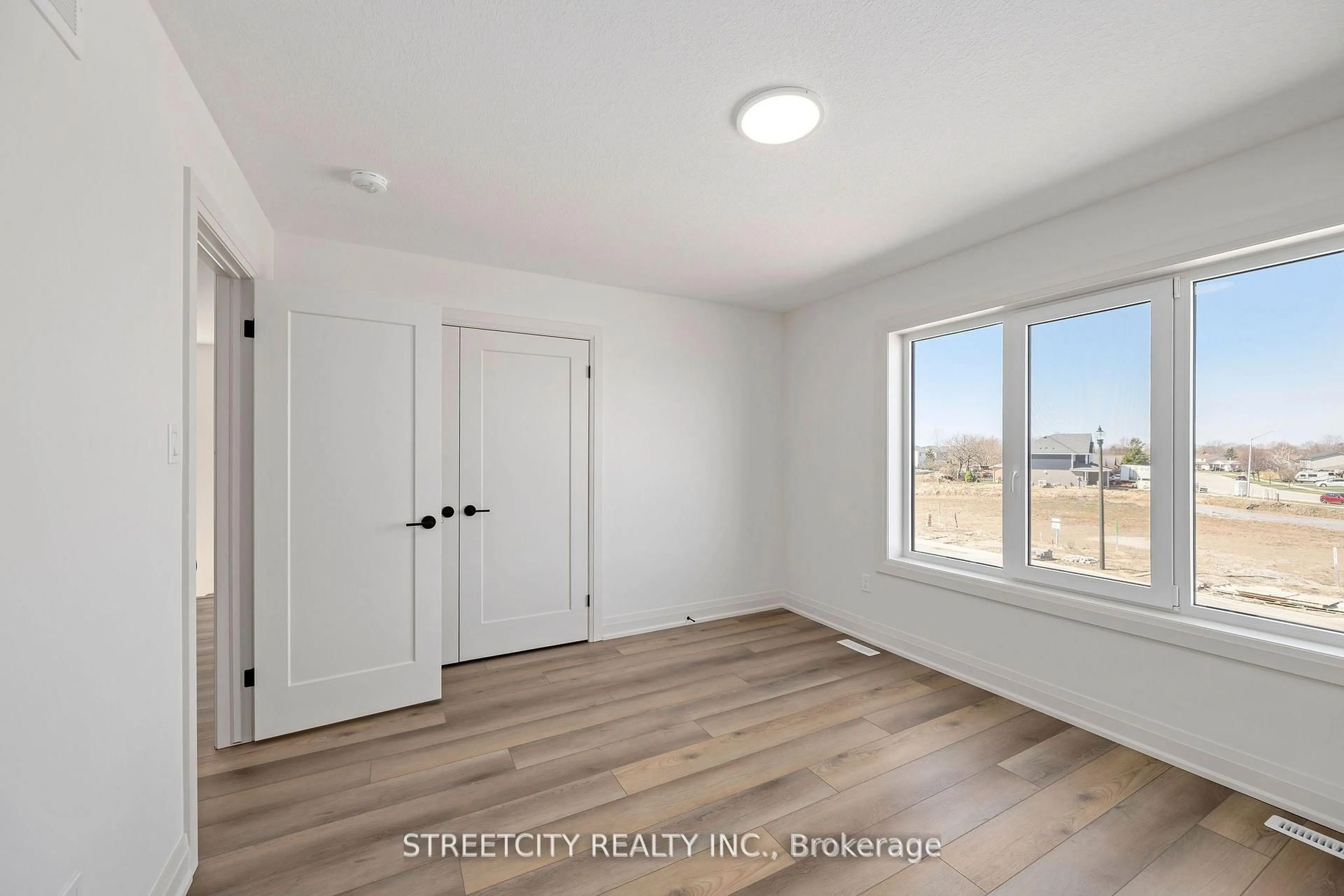 A pic of a room for 53 Lucas Rd, St. Thomas Ontario N5R 0R3