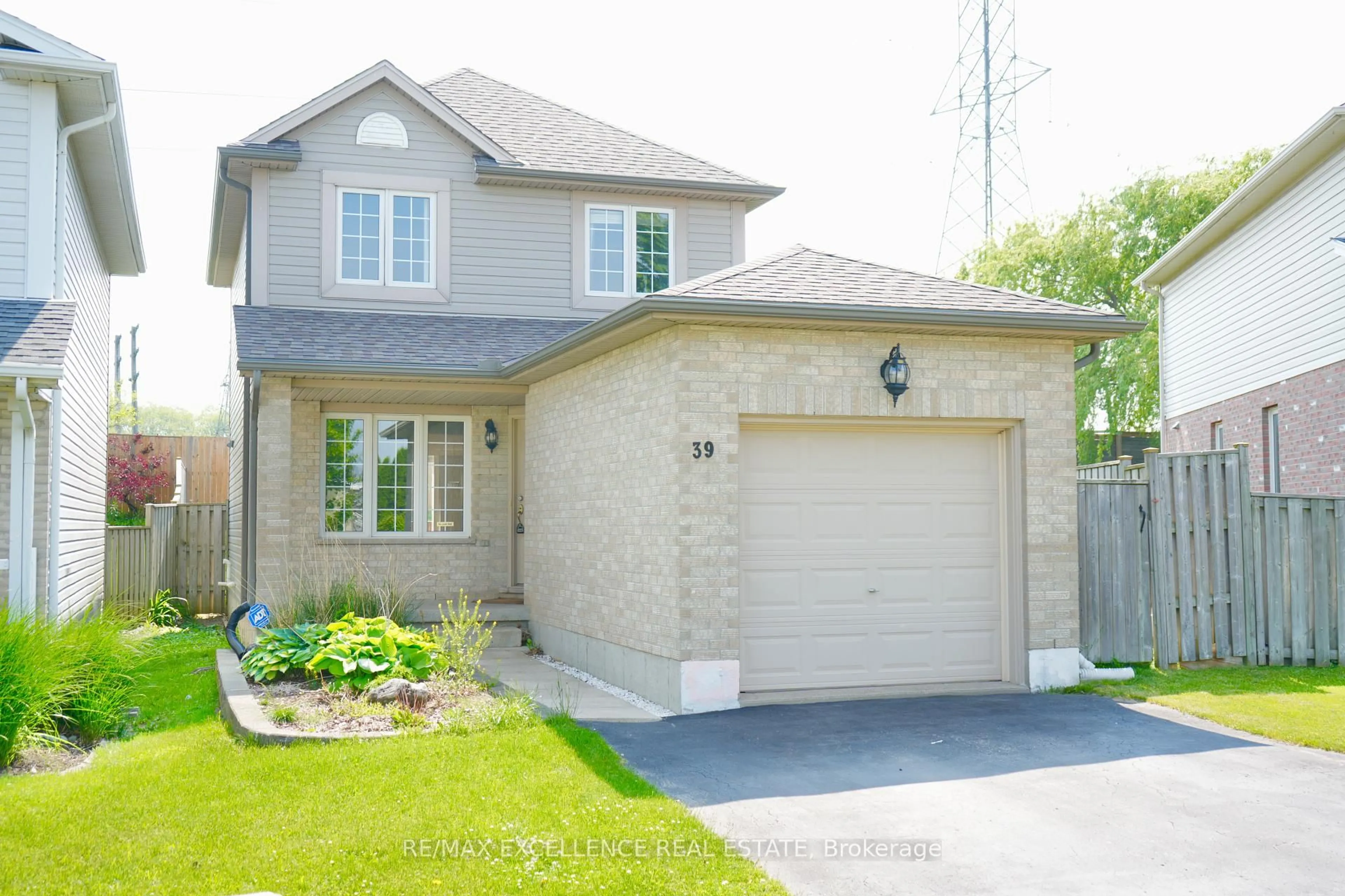 Home with brick exterior material, street for 39 PHAIR Cres, London South Ontario N5Z 5B5