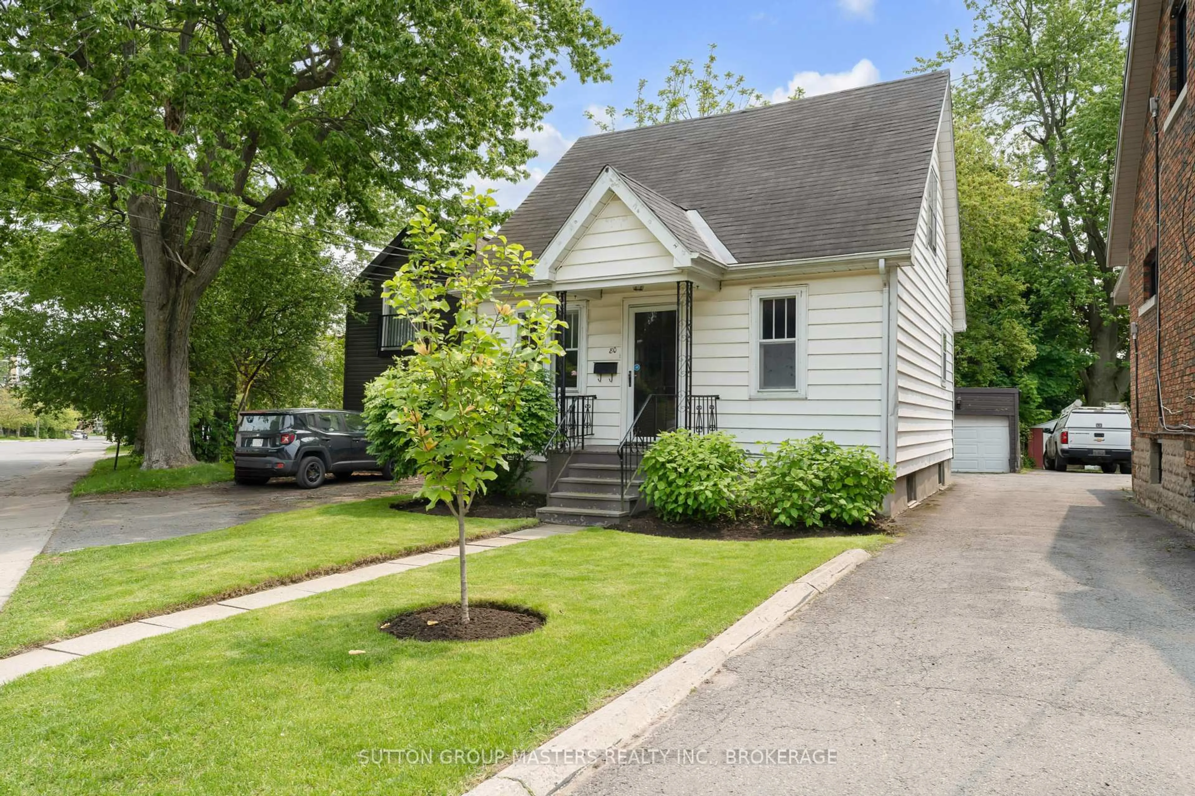 Home with vinyl exterior material, street for 80 Durham Street N/A, Kingston Ontario K7L 1J4
