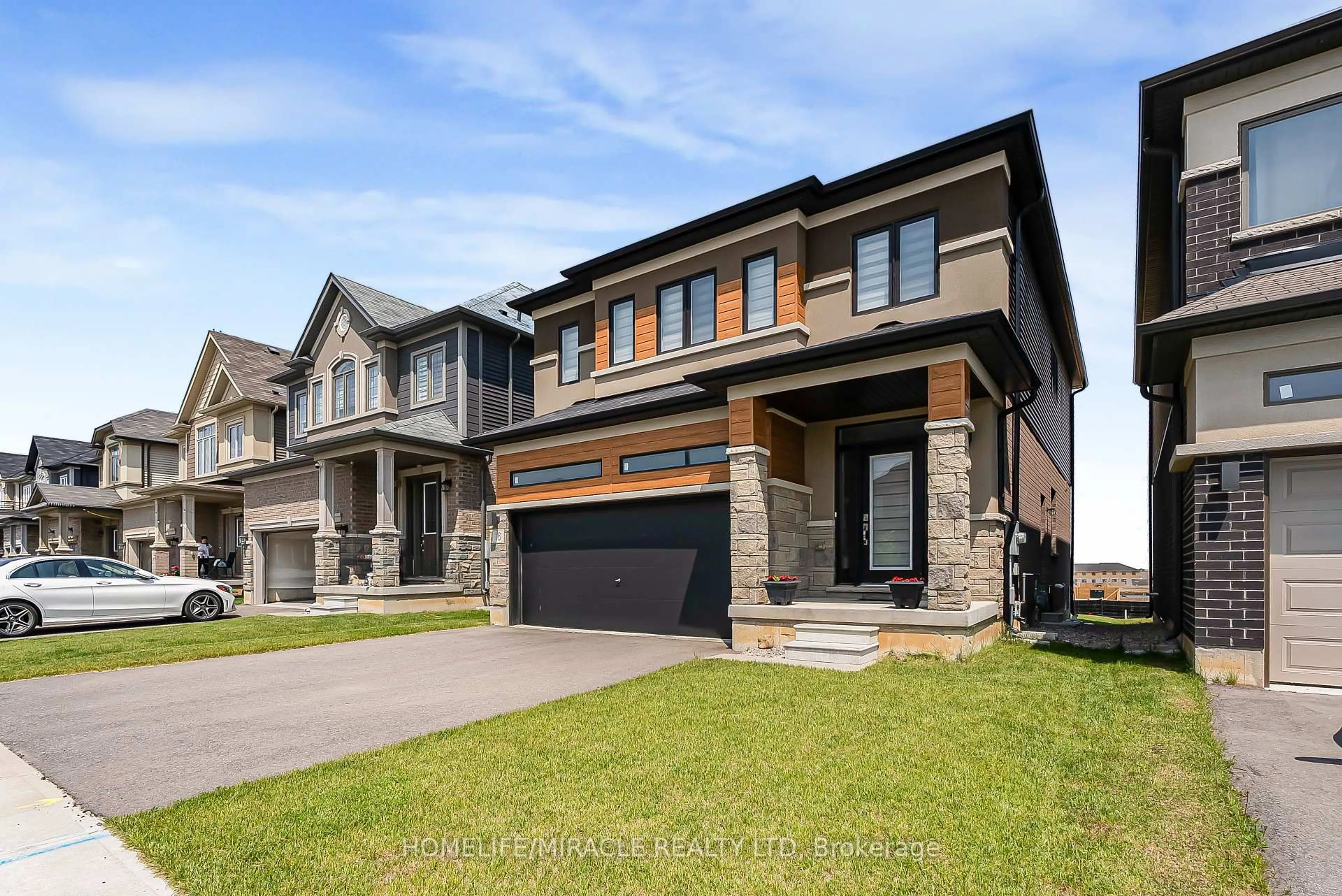 Home with brick exterior material, street for 16 Scenic Ridge Gate, Brant Ontario N3L 0K4