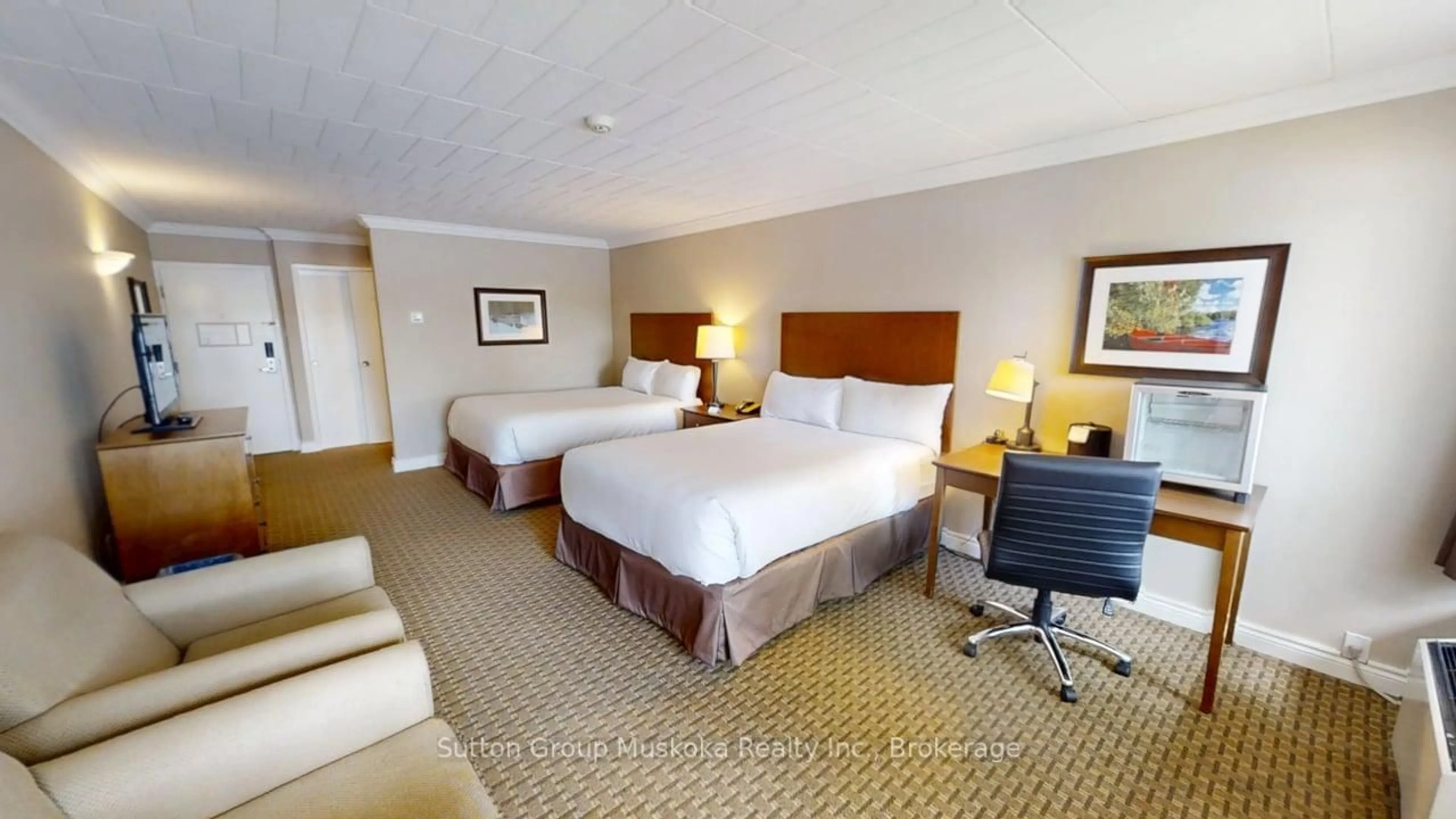 A pic of a room for 1235 Deerhurst Dr #215 Bayshore, Huntsville Ontario P1H 2E8