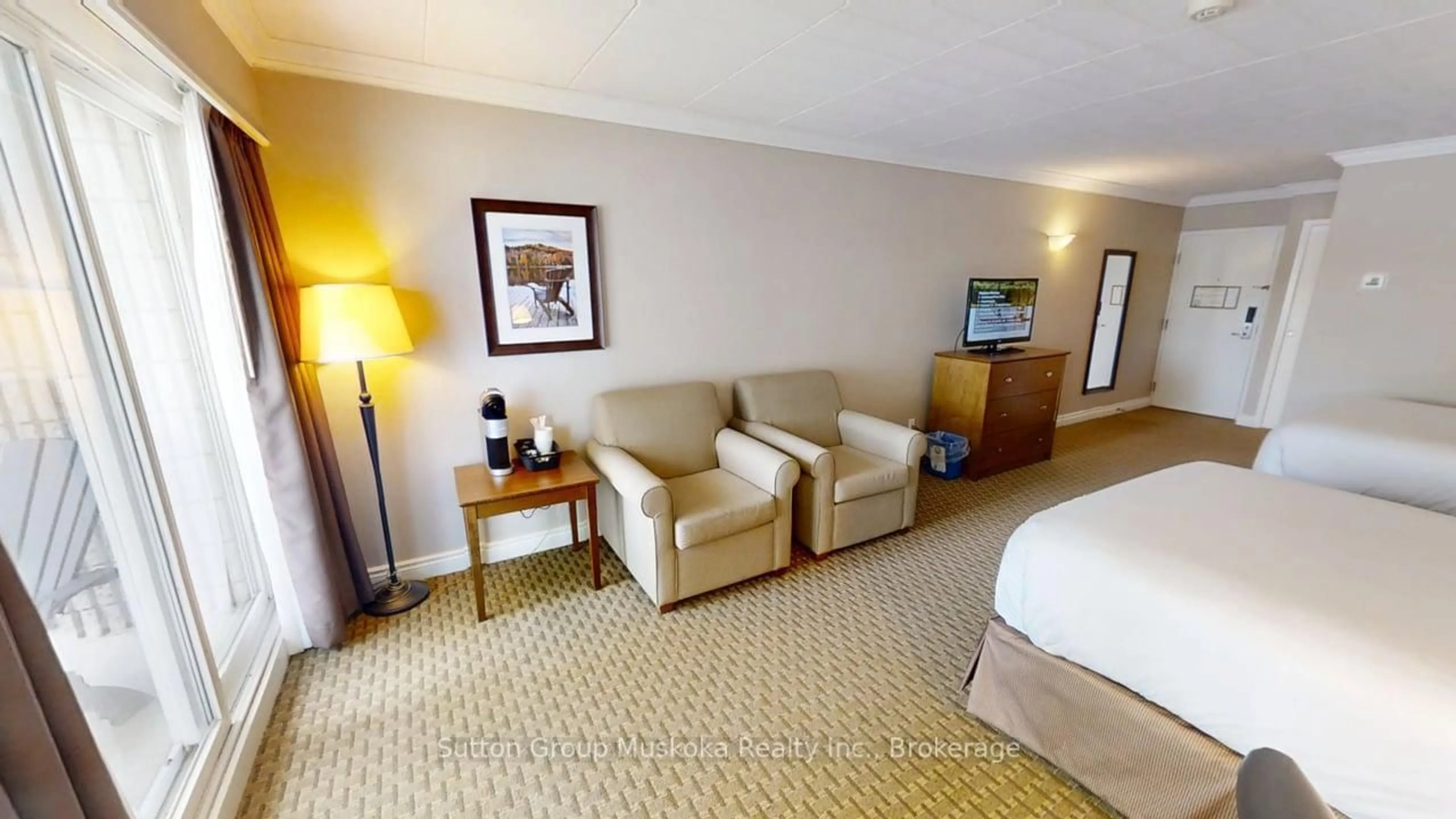 A pic of a room for 1235 Deerhurst Dr #215 Bayshore, Huntsville Ontario P1H 2E8